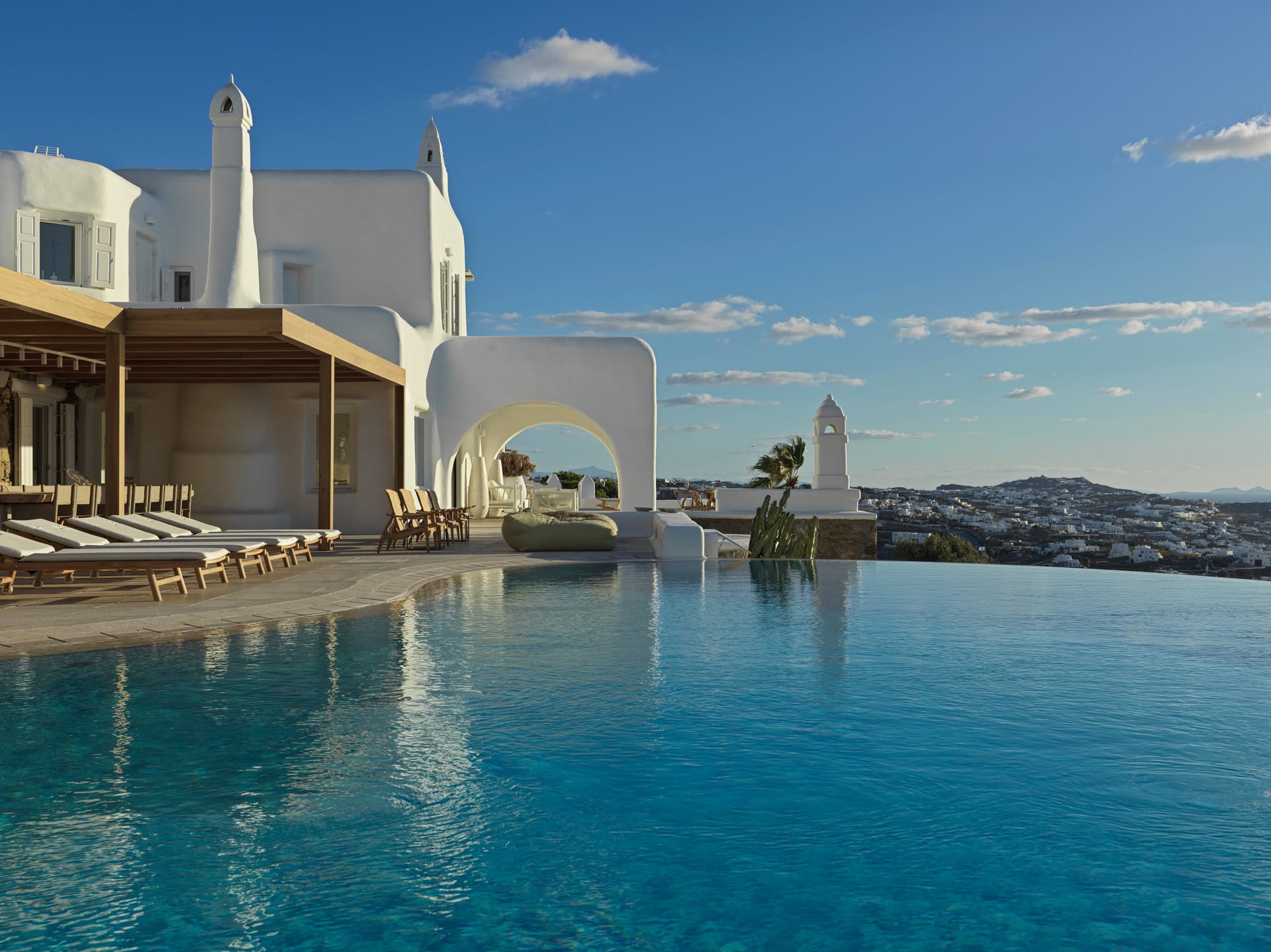 Villa Aqua