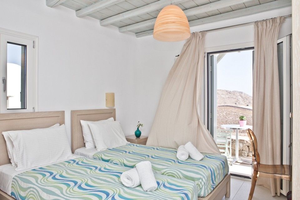Niriides Homes & Villas - STUDIO - 5