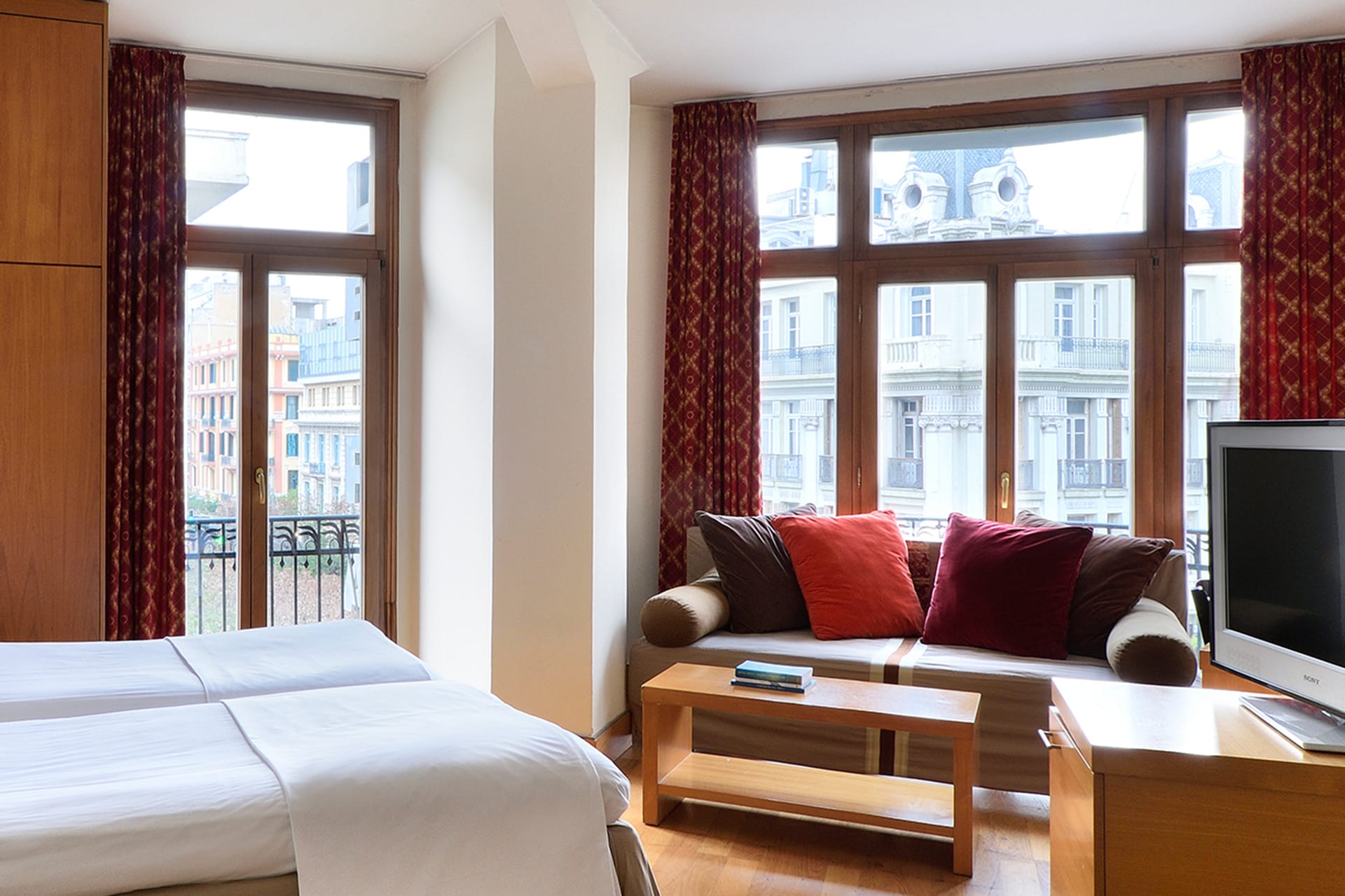 Executive Room