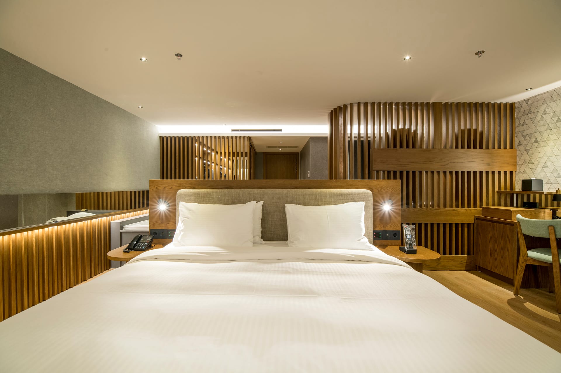 AKASHA Beach Hotel & Spa - AZSV - 5