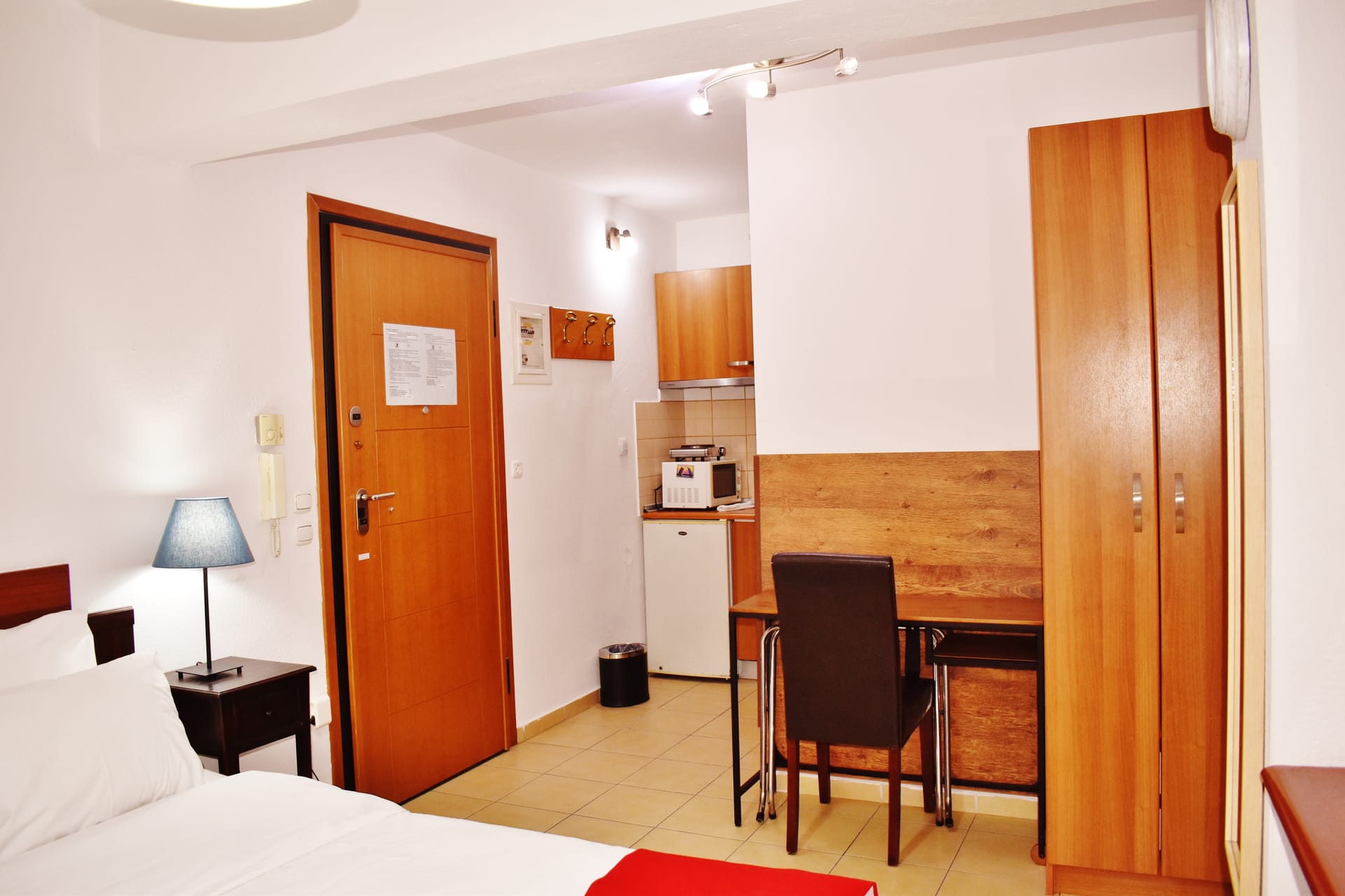 Kripis Studios Thessaloniki - ONE - 9