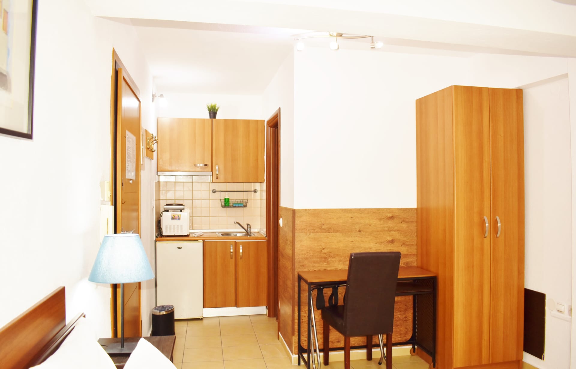 Kripis Studios Thessaloniki - ONE - 11