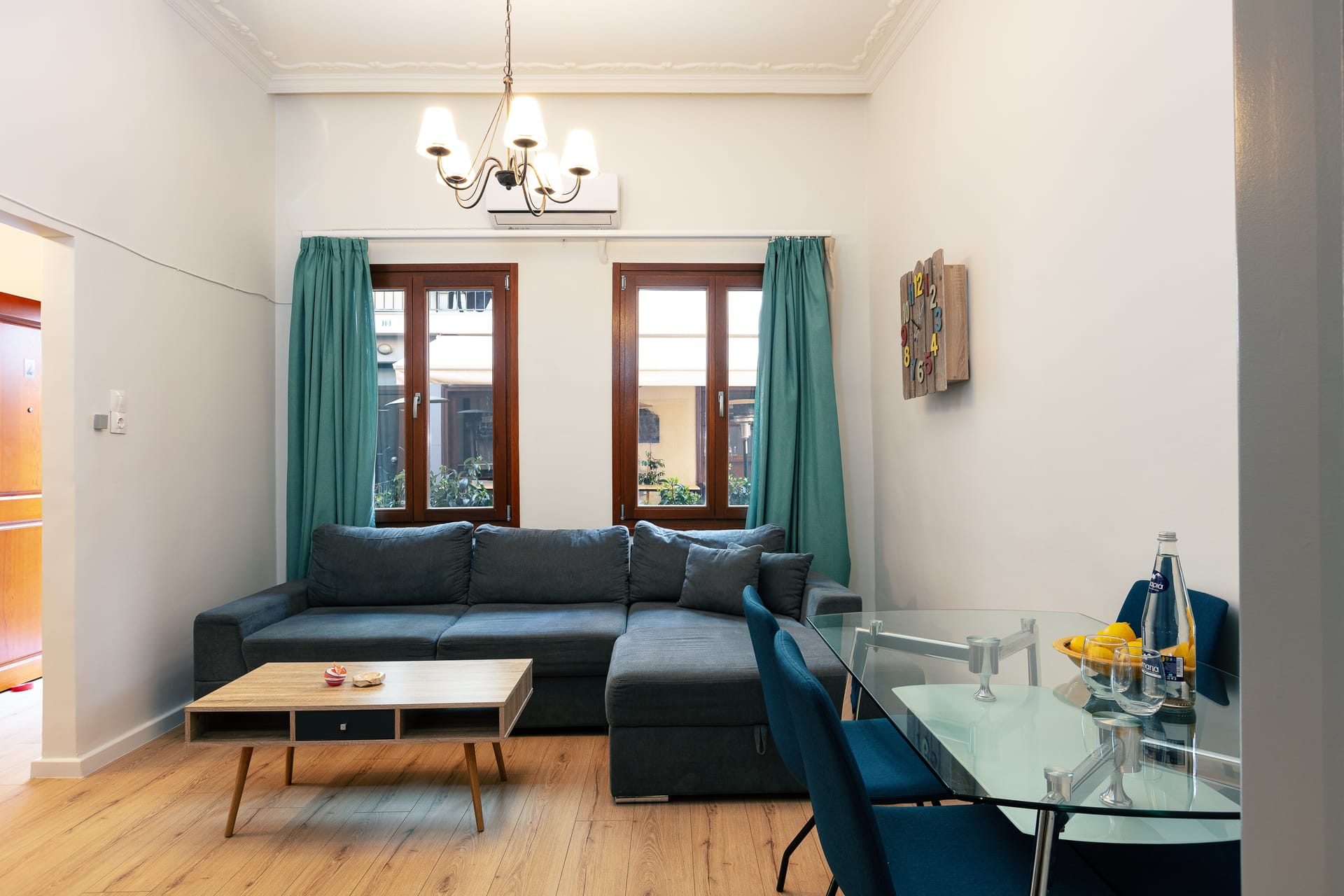 Superior Two Bedroom Apartment with Old Town View