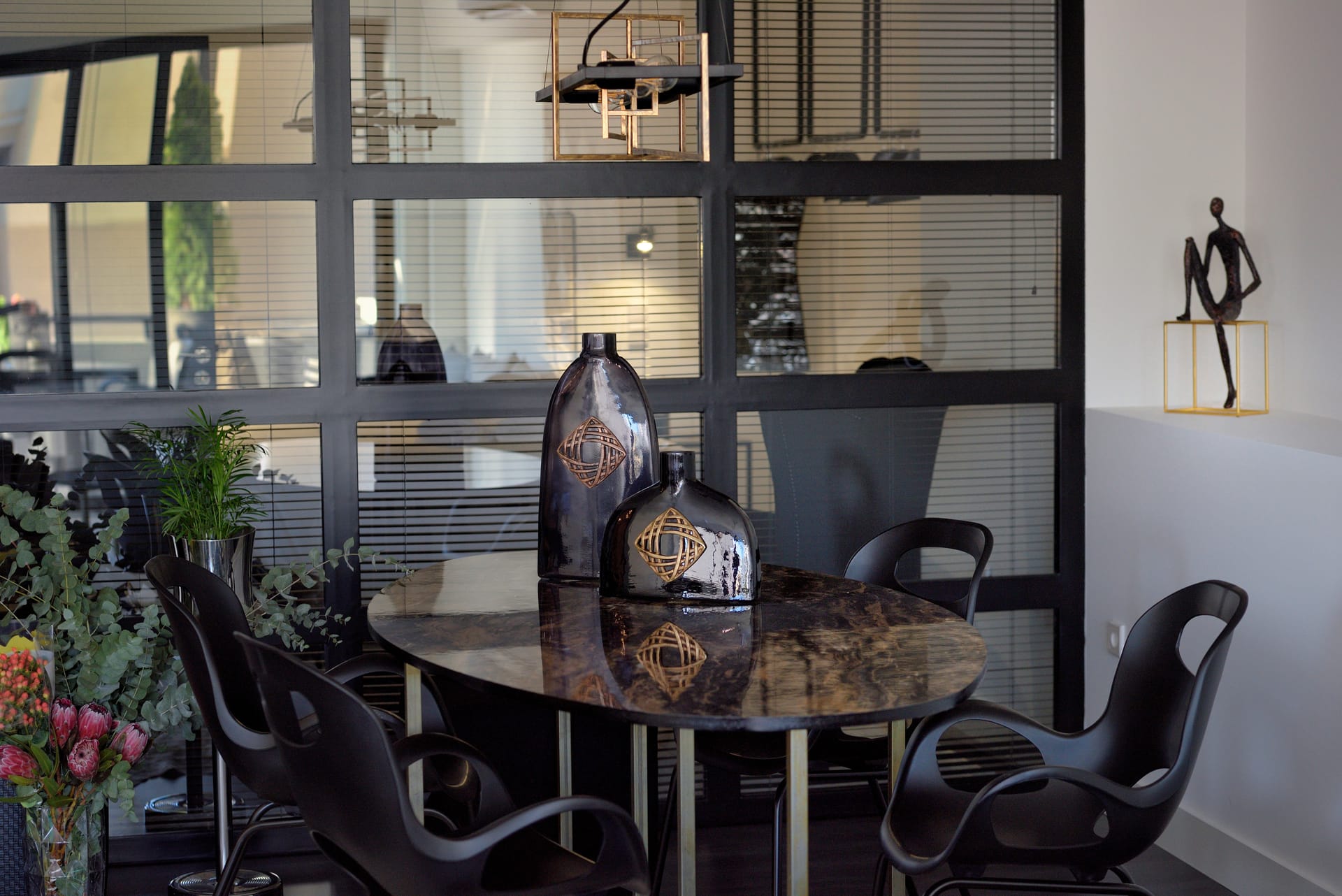 Ater Albus Senior Loft | Acropolis View