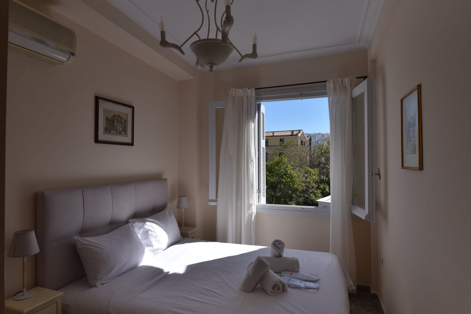 Aphrodite Apartment