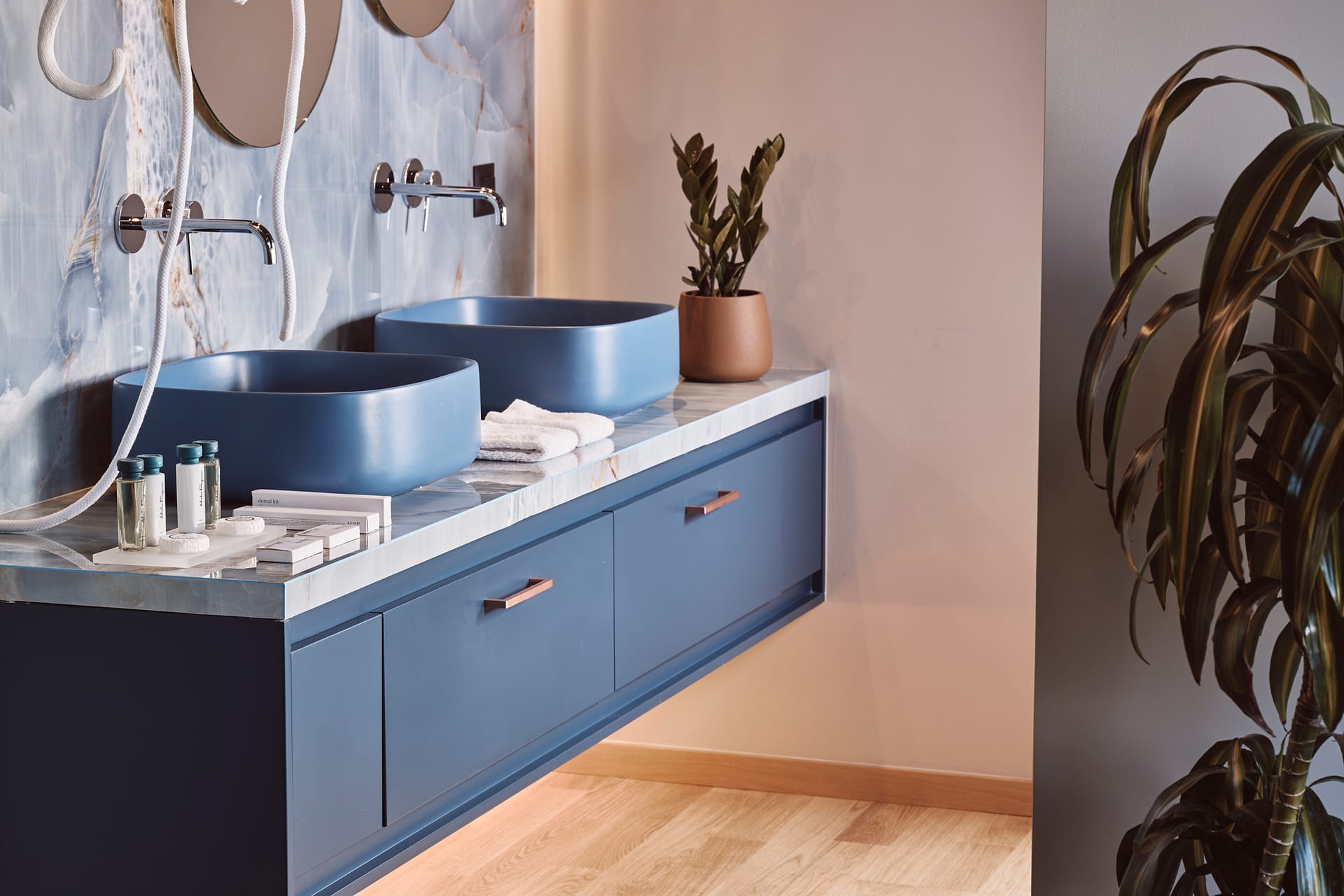 Cama Luxury Suites Glyfada - DLXSSV - 3