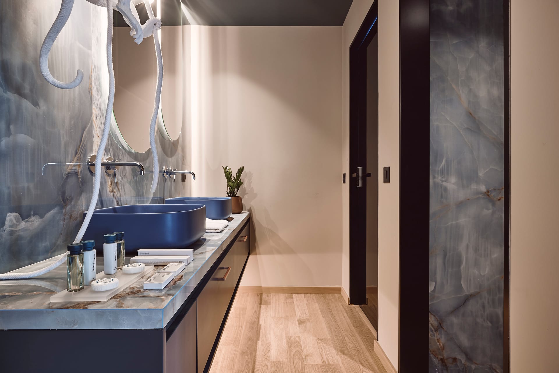 Cama Luxury Suites Glyfada - DLXSSV - 16