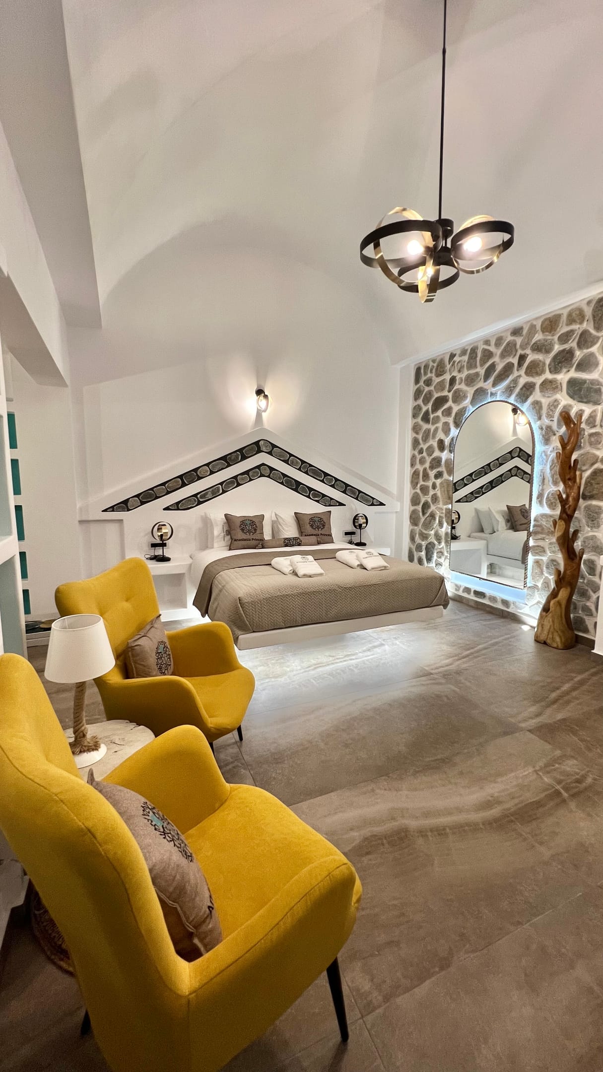 Luxury Beachfront Plunge Pool Suite