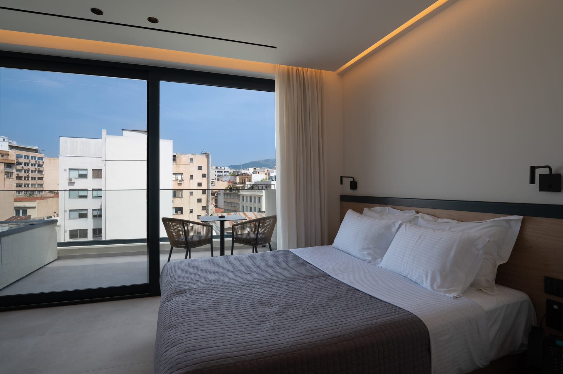 Penthouse Jacuzzi Suite
