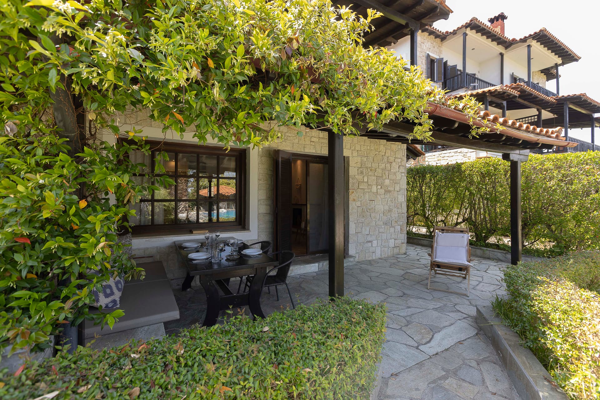 FLH – Halkidiki Properties - AKIS2 - 18