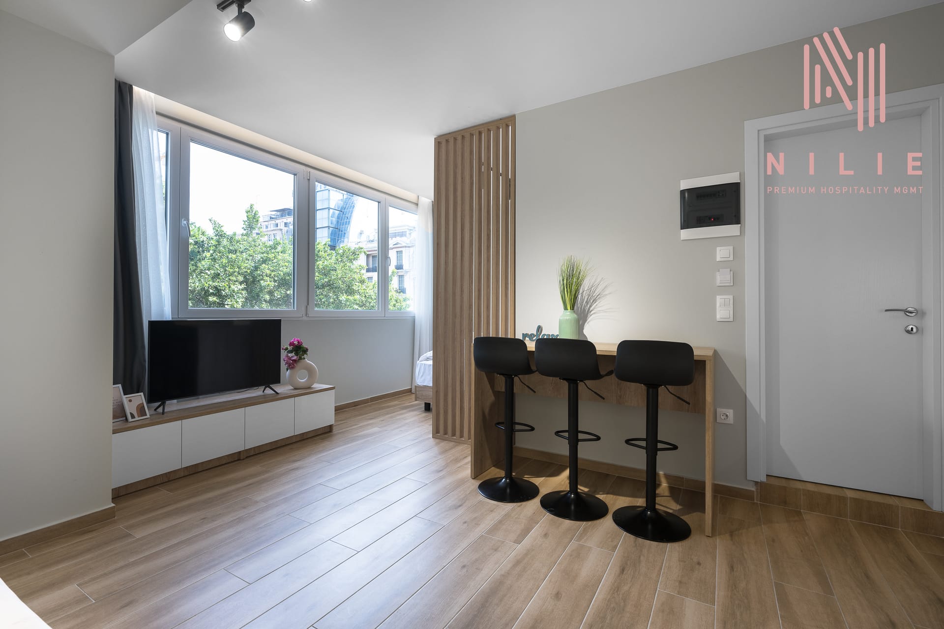NILIE PREMIUM HOSPITALITY MGMT - ULTIM7 - 4