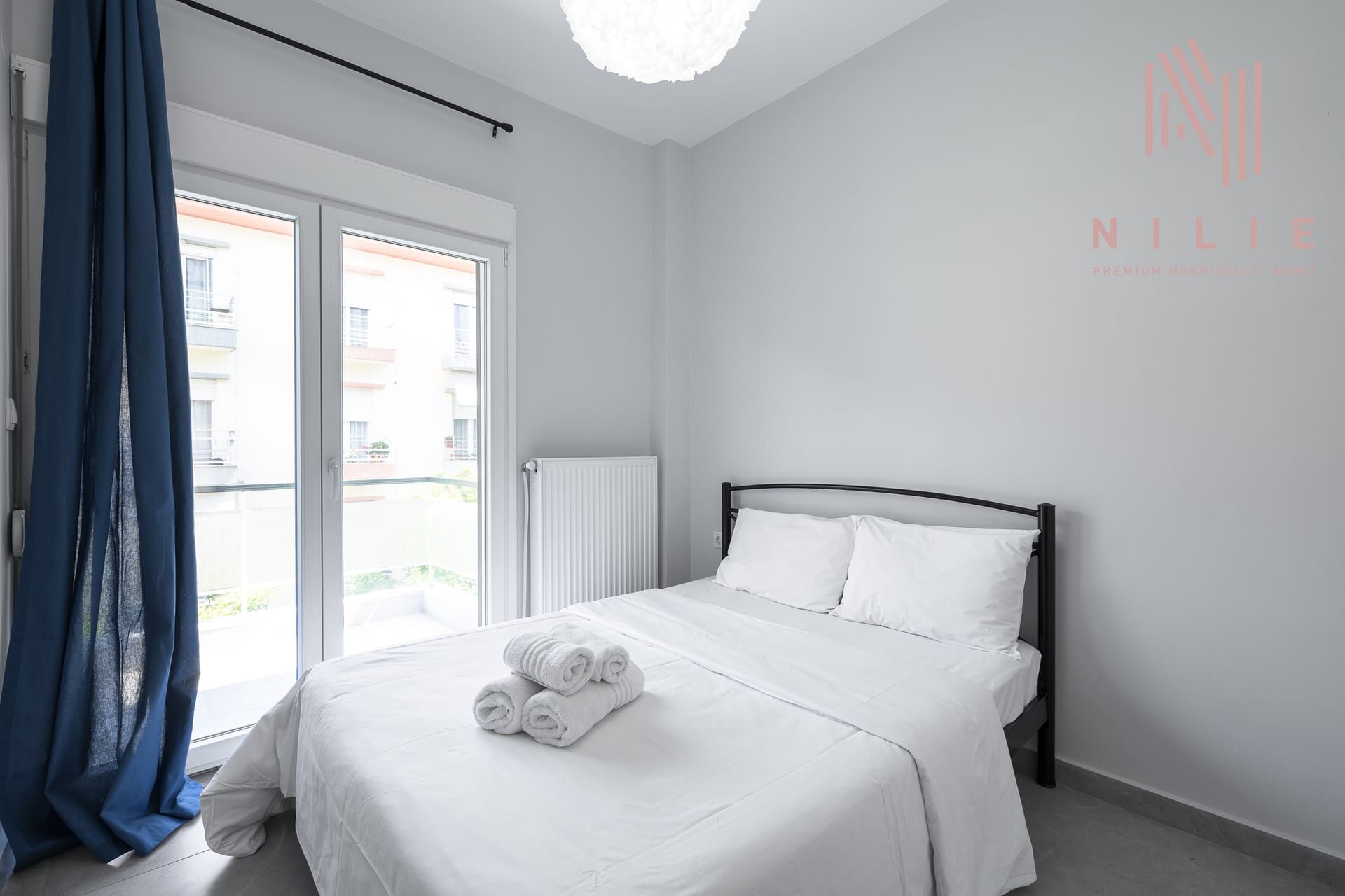 NILIE PREMIUM HOSPITALITY MGMT - AZUL - 5