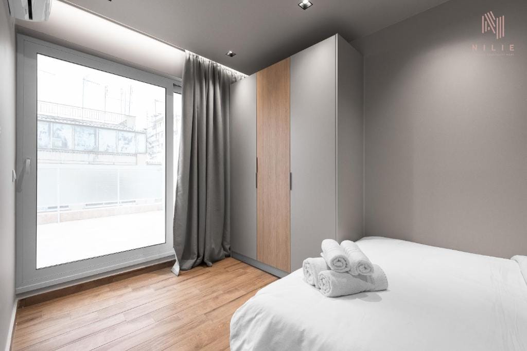 NILIE PREMIUM HOSPITALITY MGMT - 7BA7 - 10