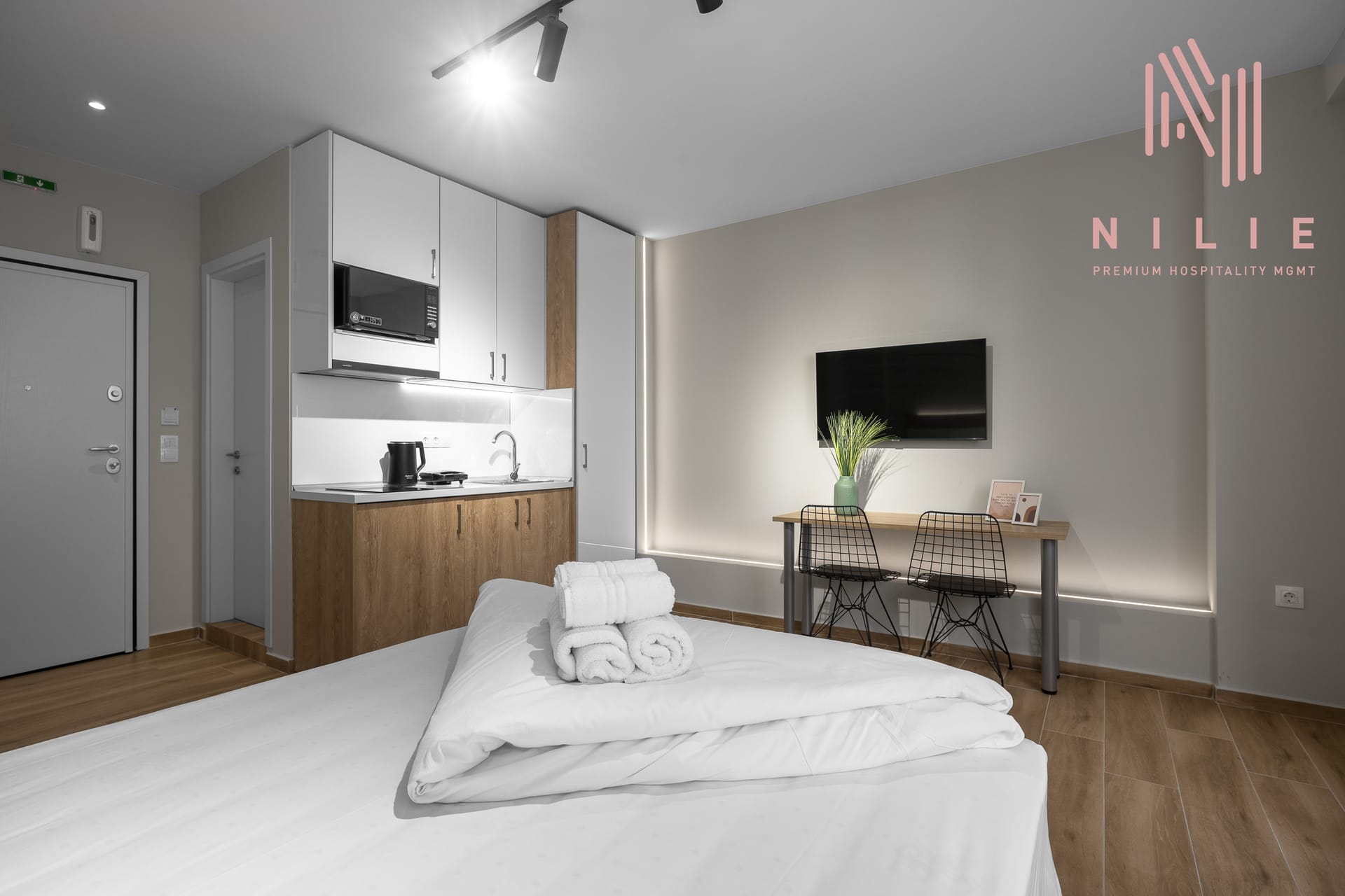 NILIE PREMIUM HOSPITALITY MGMT - ULTIM6 - 2