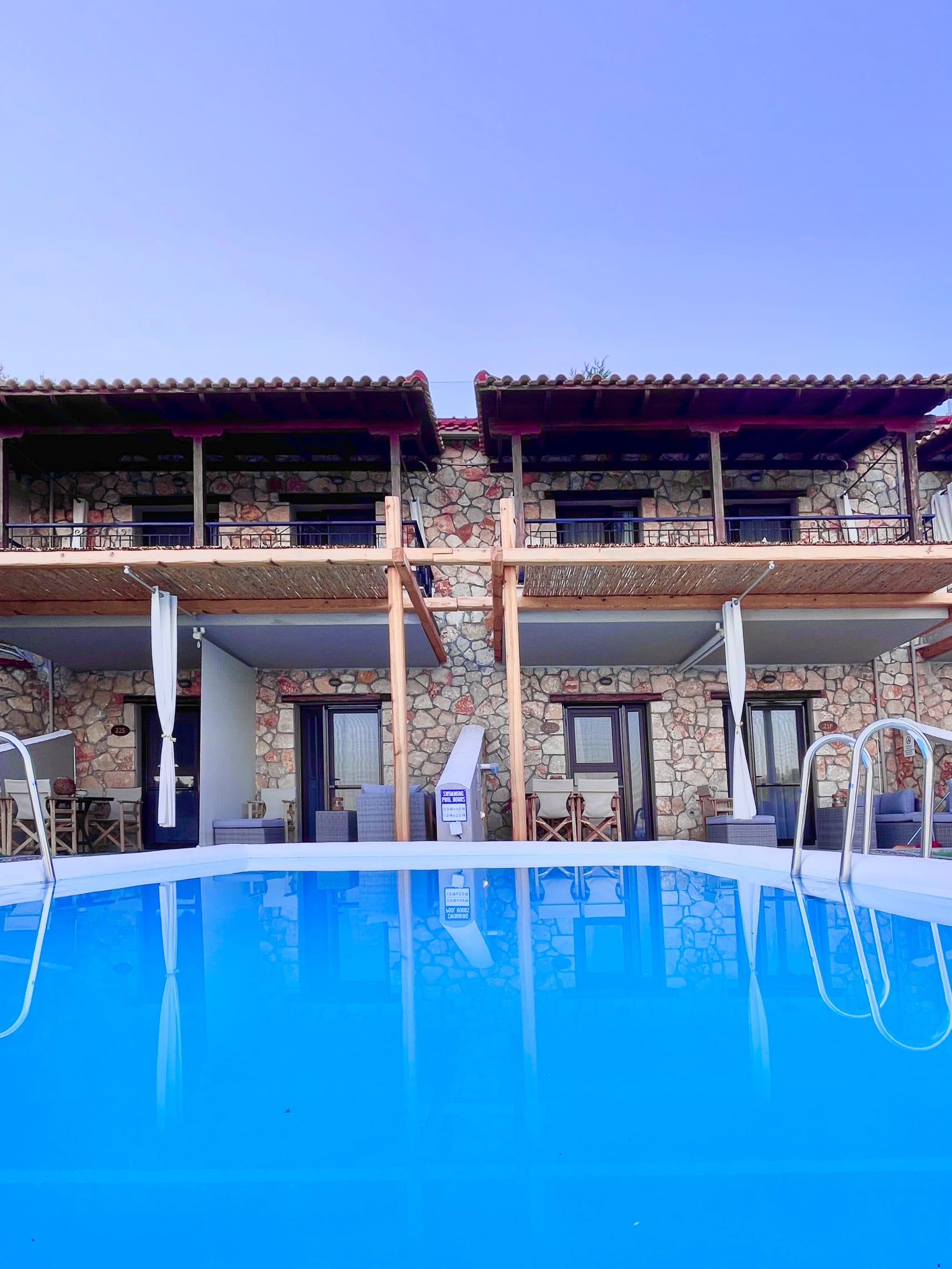 Three Bedrooms Apartment with Sea View