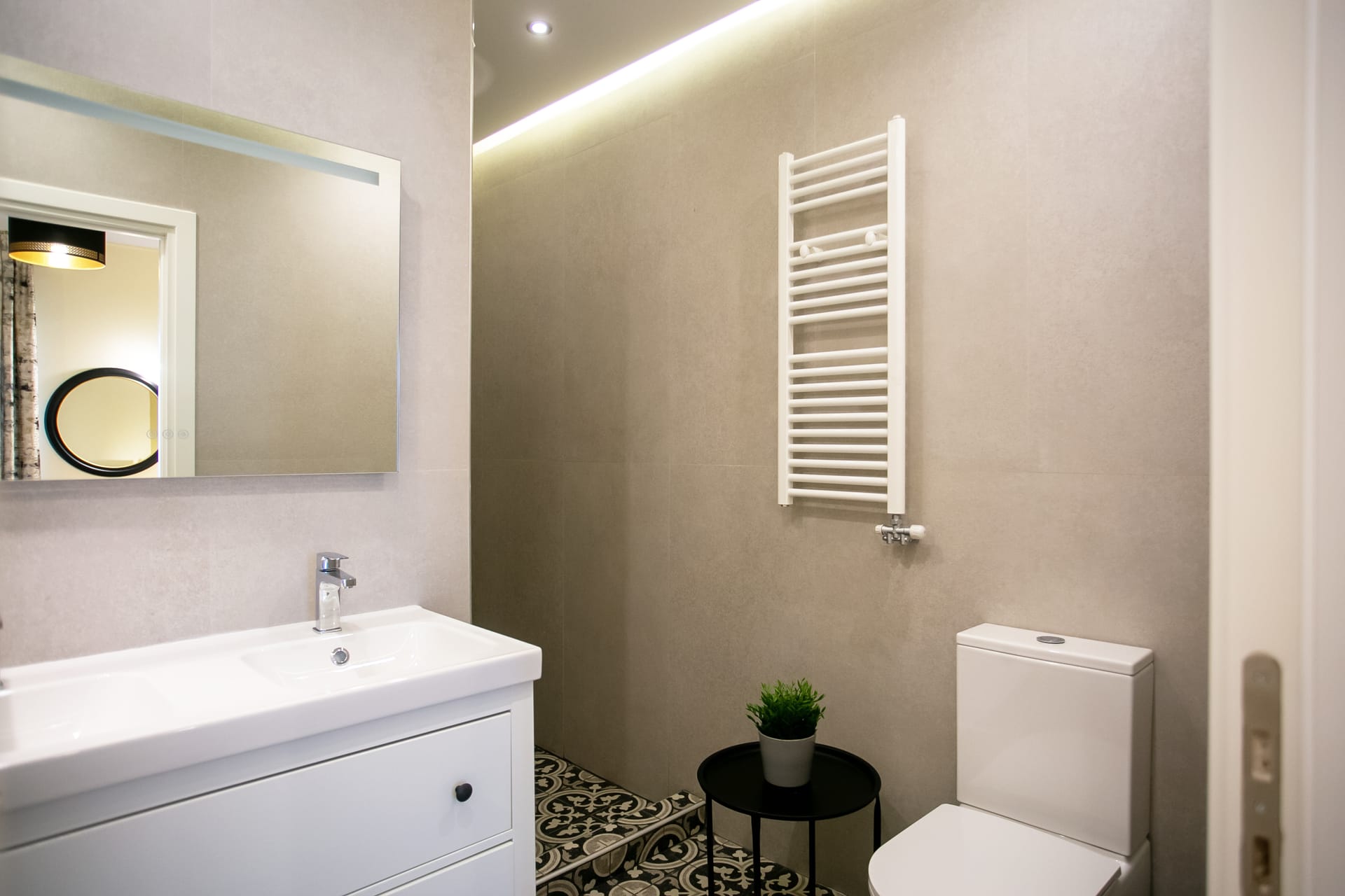 Heloni Apartments Athens - POLYMN - 6