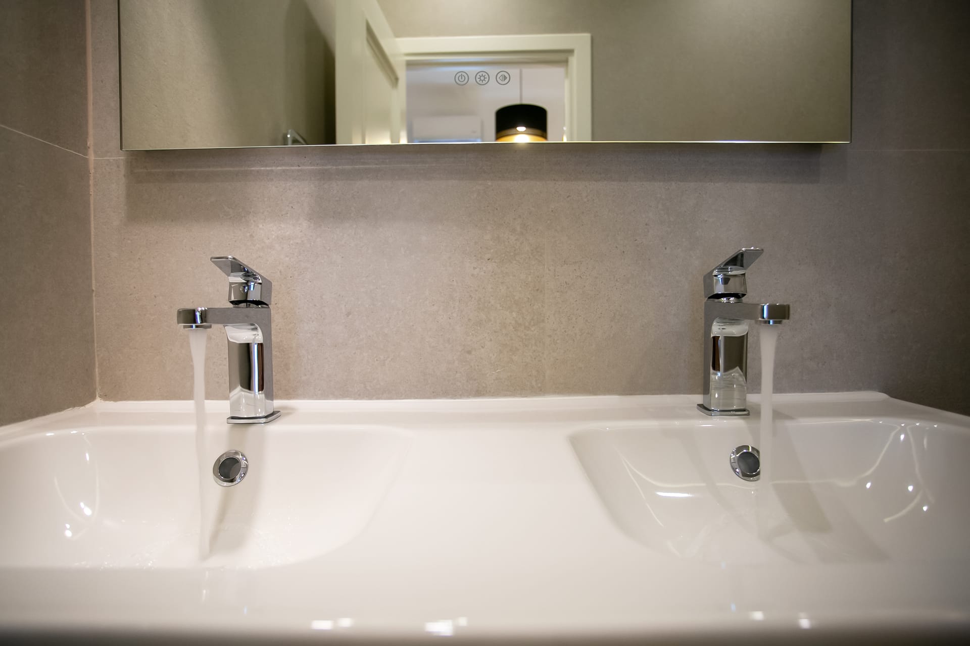 Heloni Apartments Athens - POLYMN - 8