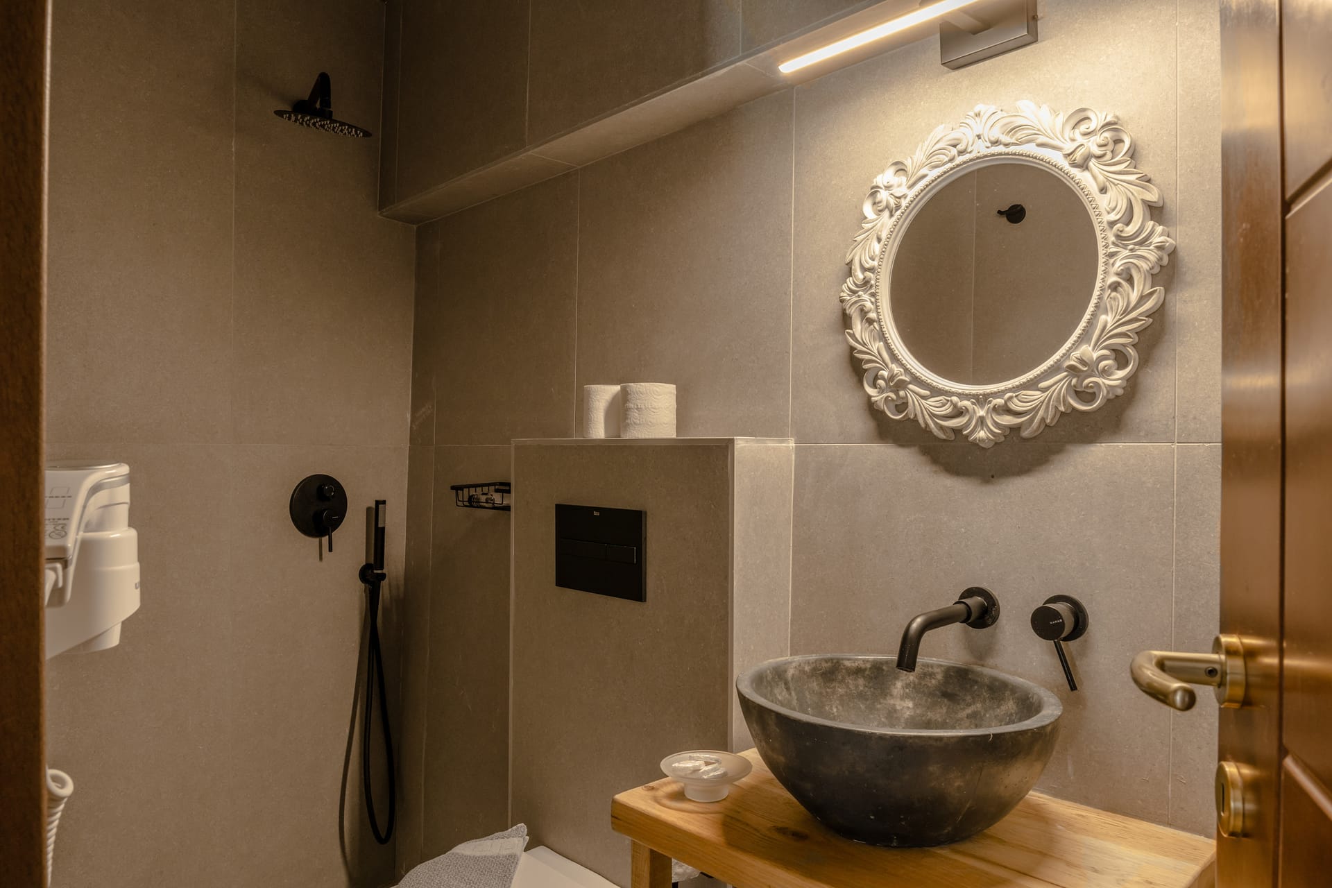 Areti Hotel - QUADRL - 6