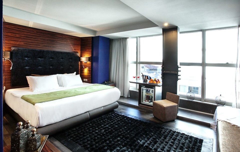 Pearl Suite