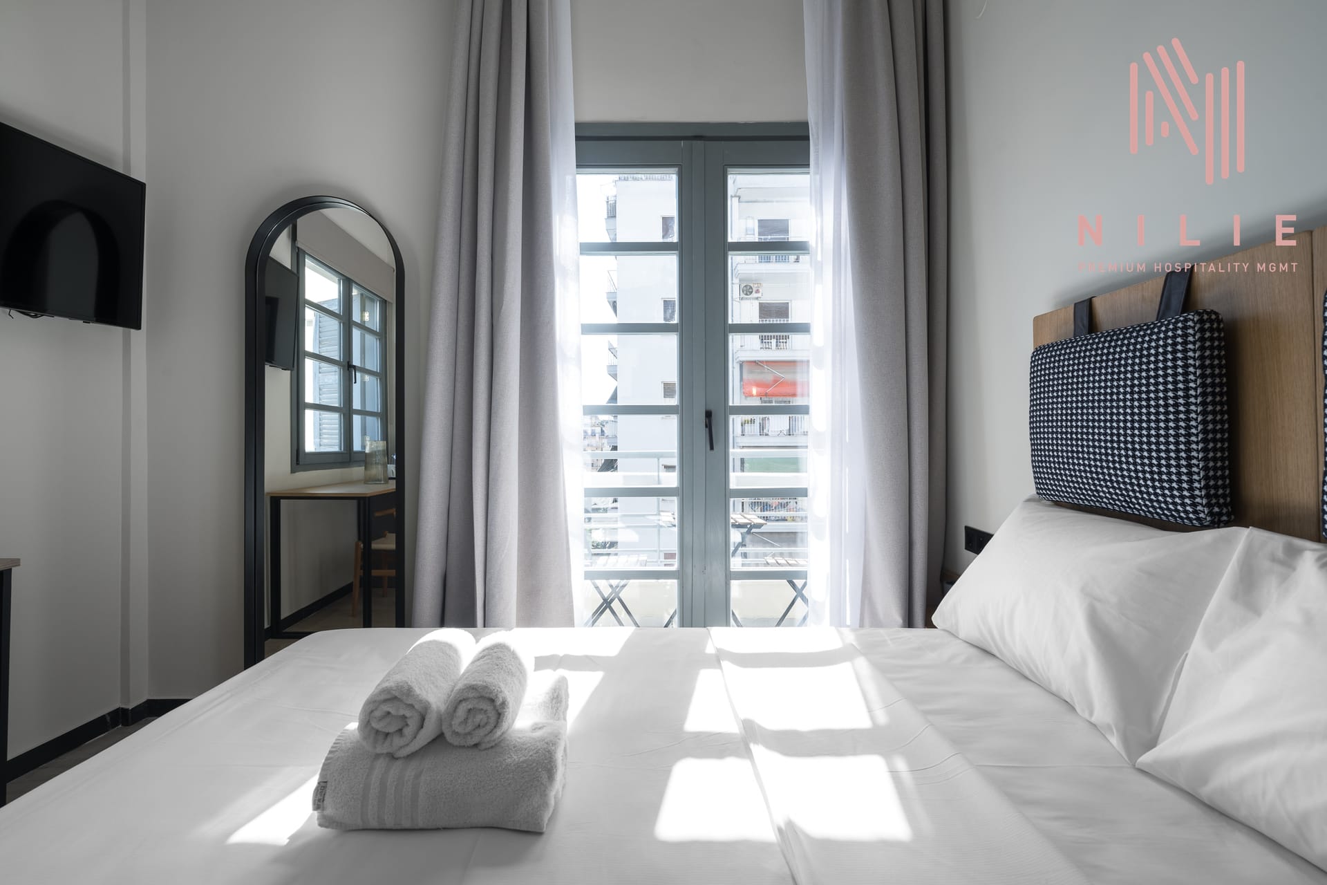 Philus D.4 | Suite Balcony 28m² | Svolou 41