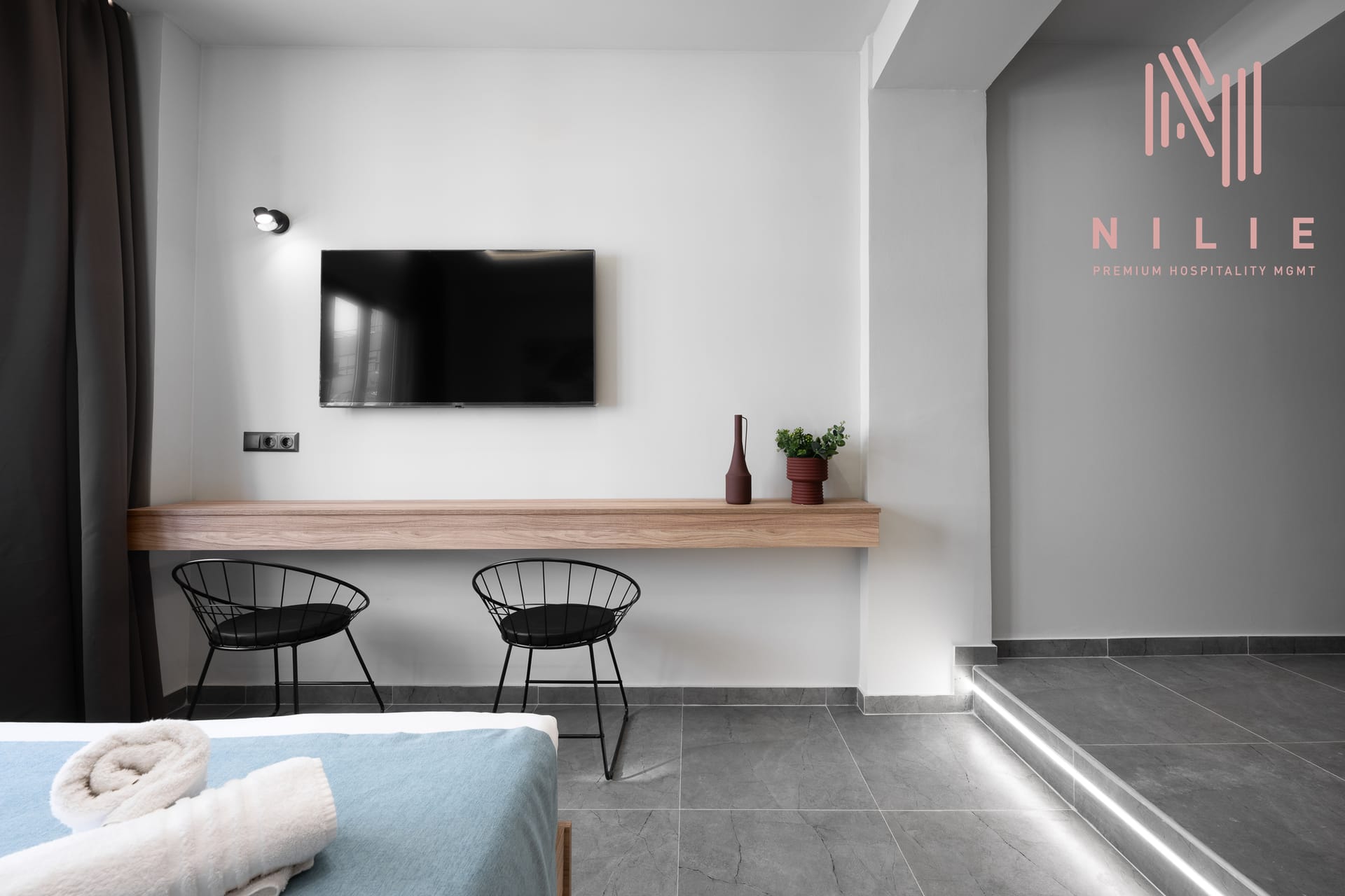 NILIE PREMIUM HOSPITALITY MGMT - PANT12 - 4