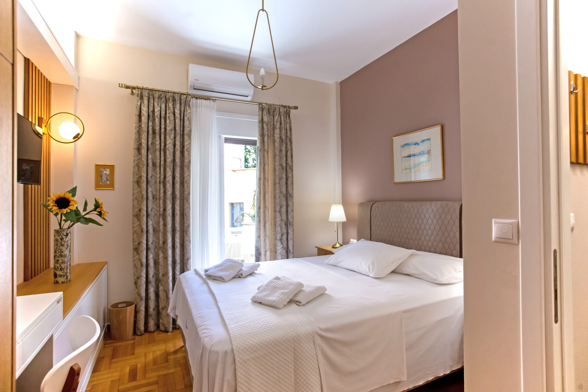 3 Bedroom | Ariadne Apartment DownTown Athens| Exarcheia