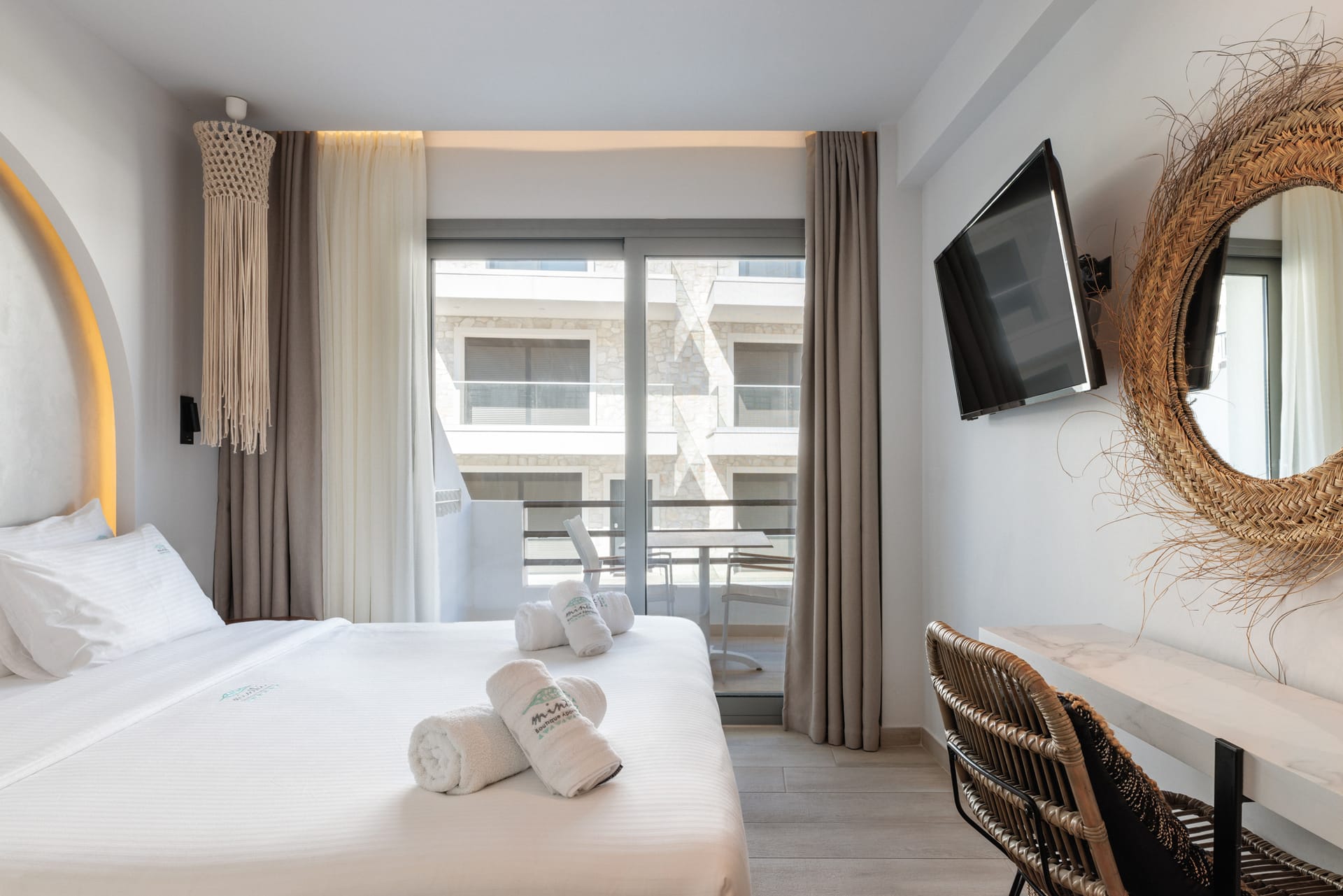 Deluxe Suite | One Bedroom