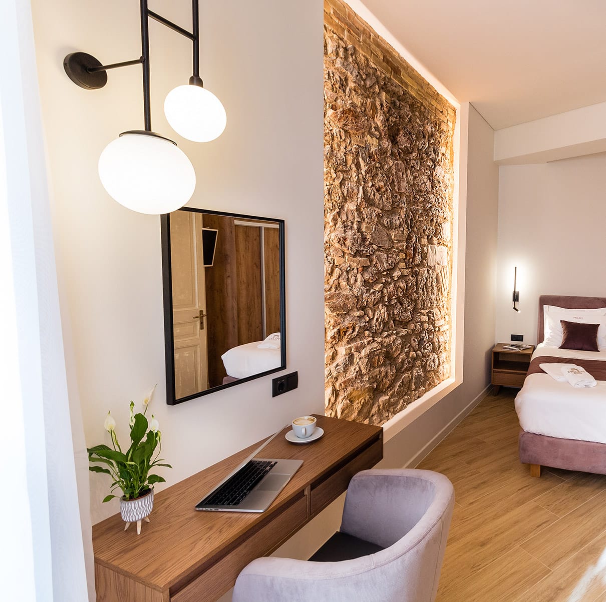 Paleo Suites - DELUXE - 6