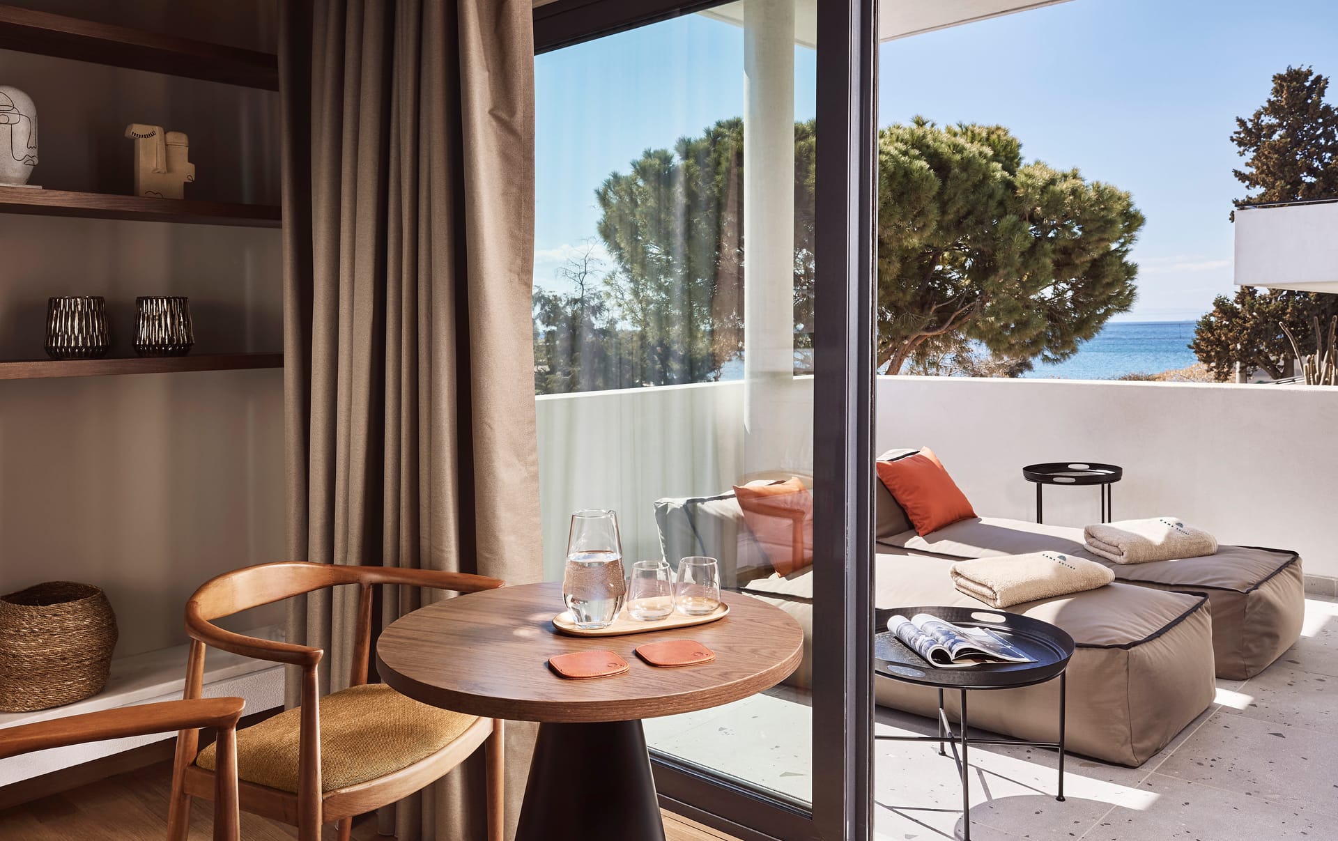 Cama Luxury Suites Glyfada - SUPSV - 9