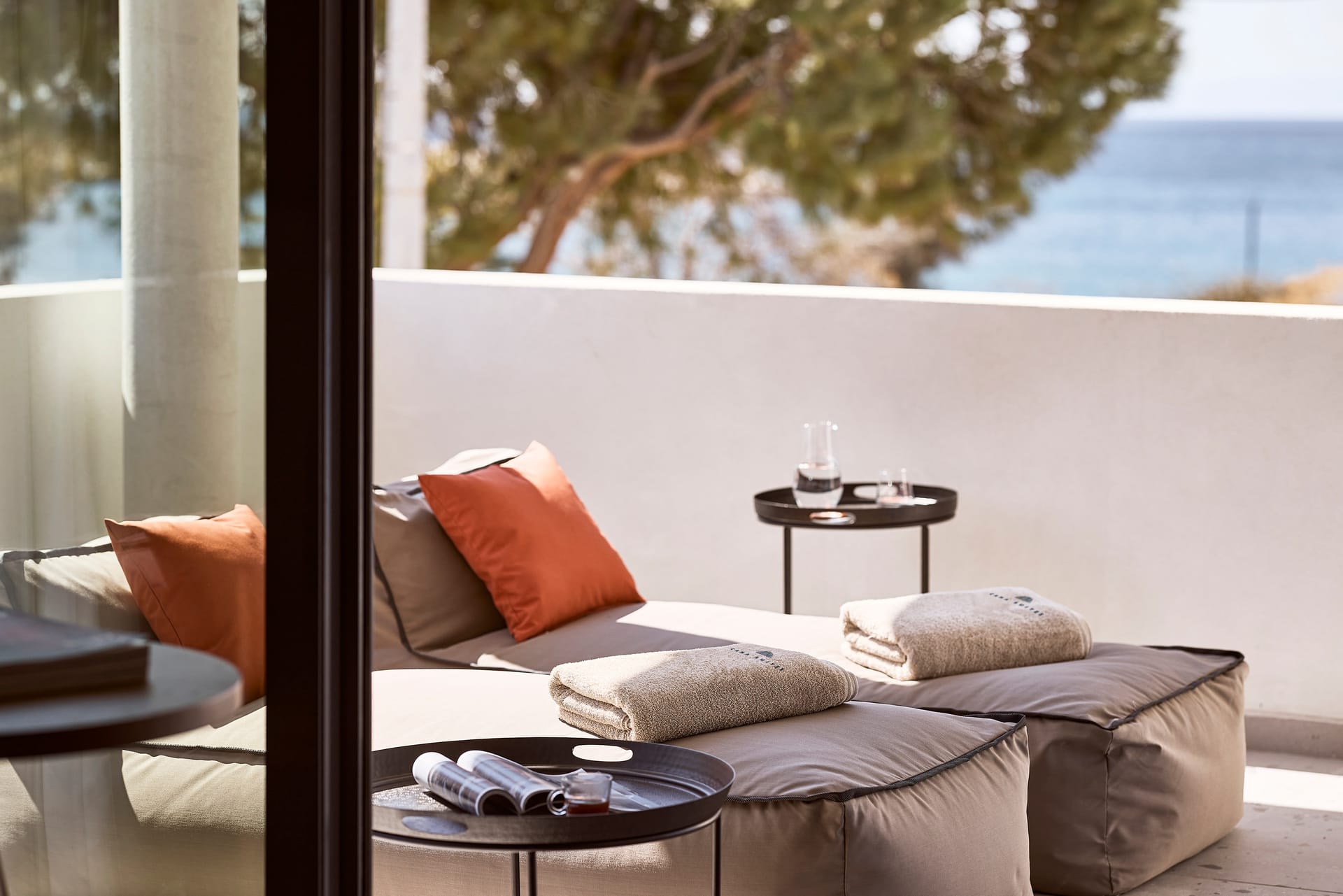 Cama Luxury Suites Glyfada - SUPSV - 11