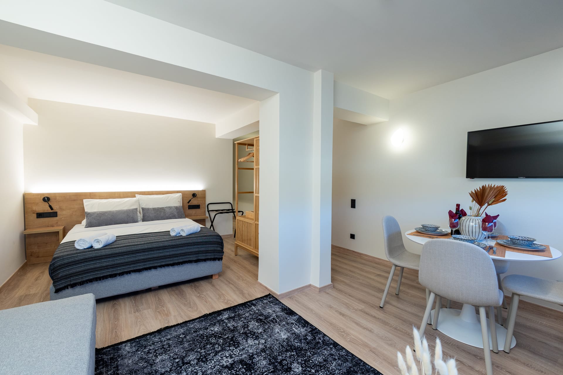 Athens Airport Living Spaces - DLX - 2