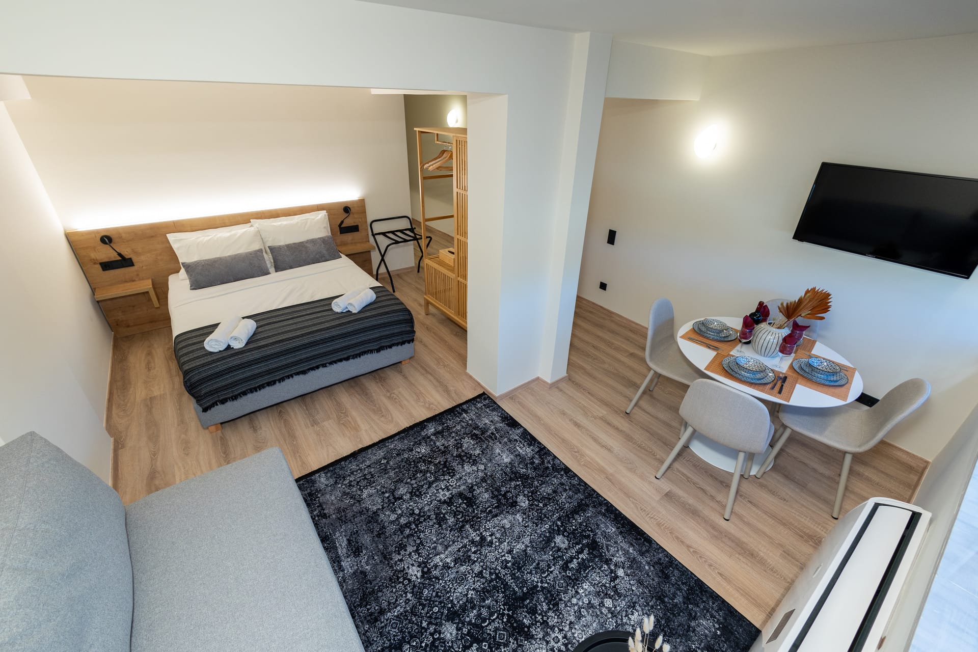 Athens Airport Living Spaces - DLX - 8