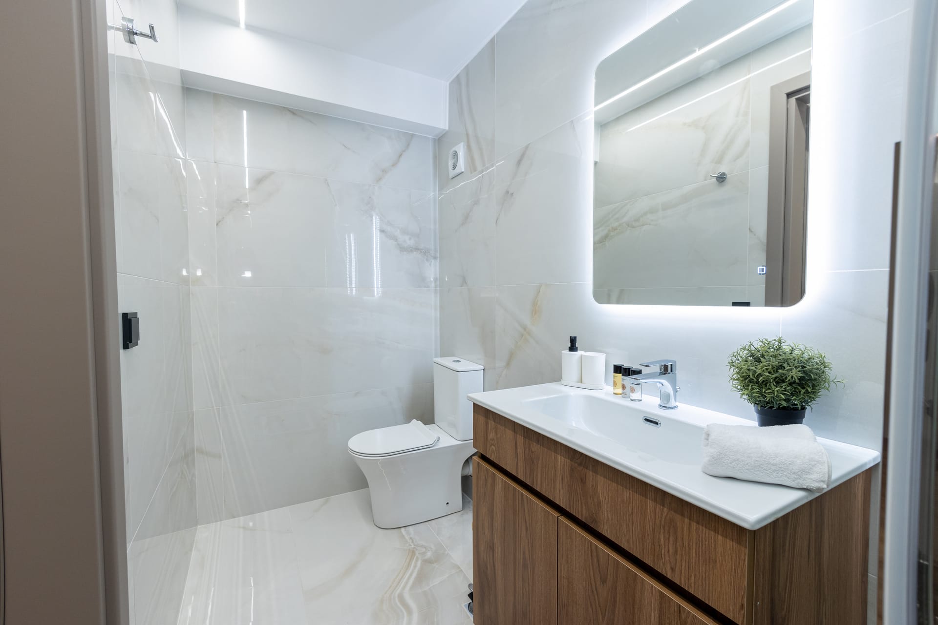 Athens Airport Living Spaces - DLX - 19
