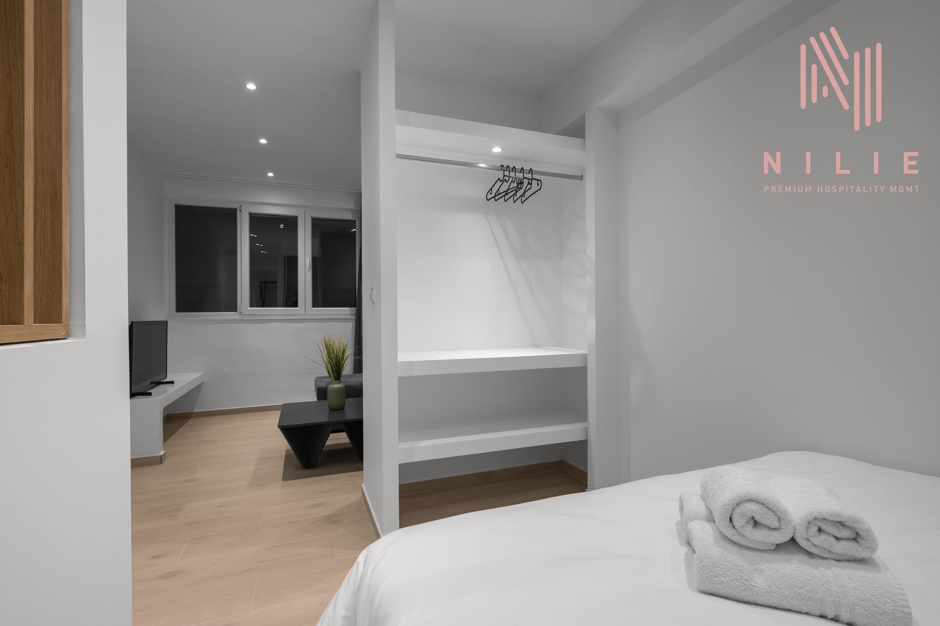 NILIE PREMIUM HOSPITALITY MGMT - VEN4 - 6