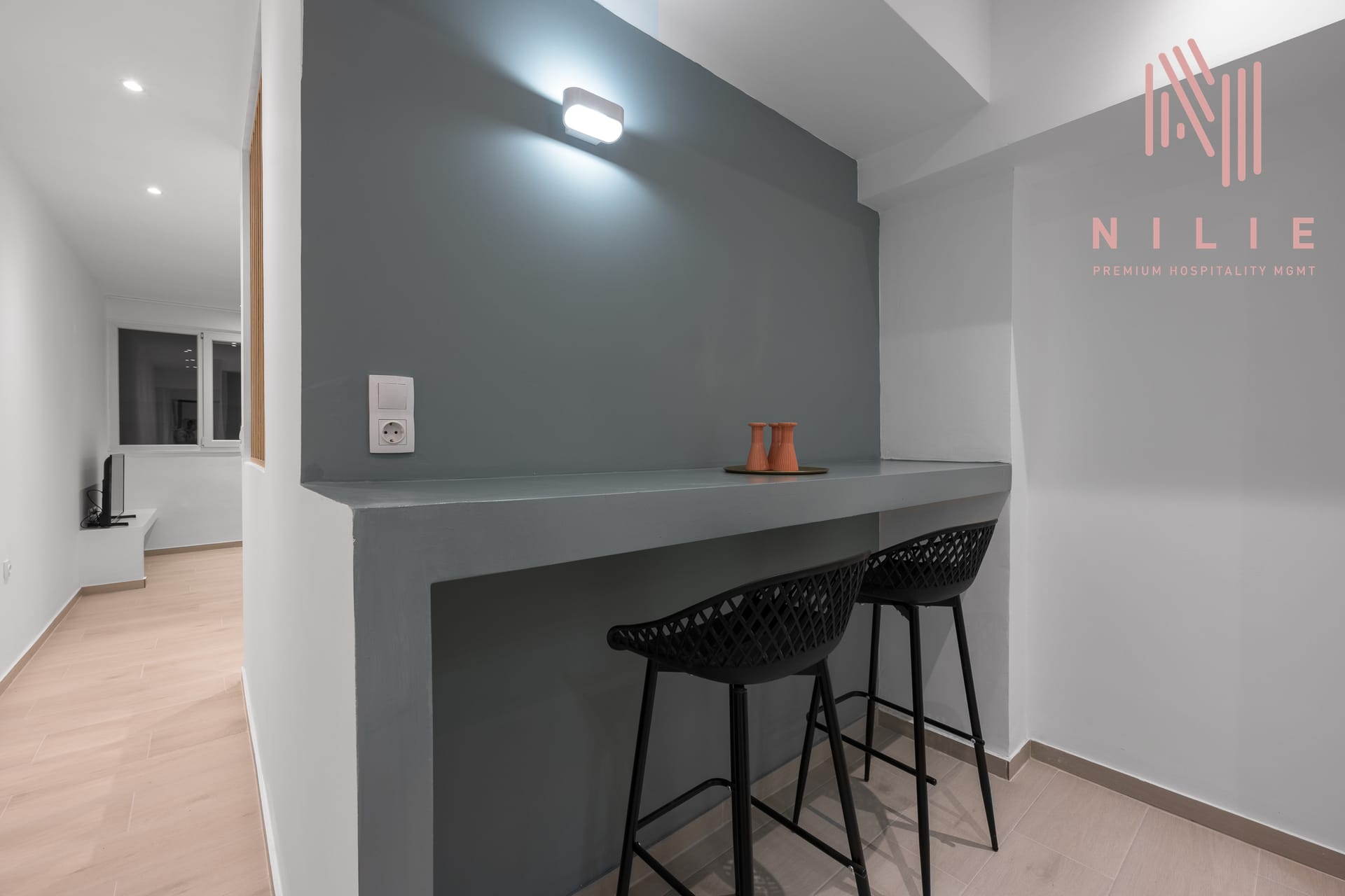 NILIE PREMIUM HOSPITALITY MGMT - VEN4 - 10