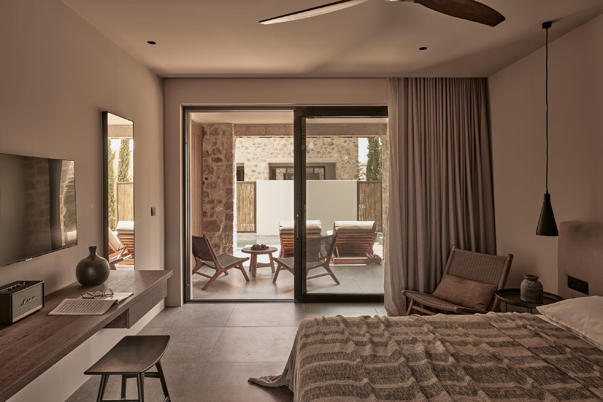 Theros All Suite Hotel - SWIMJS - 7