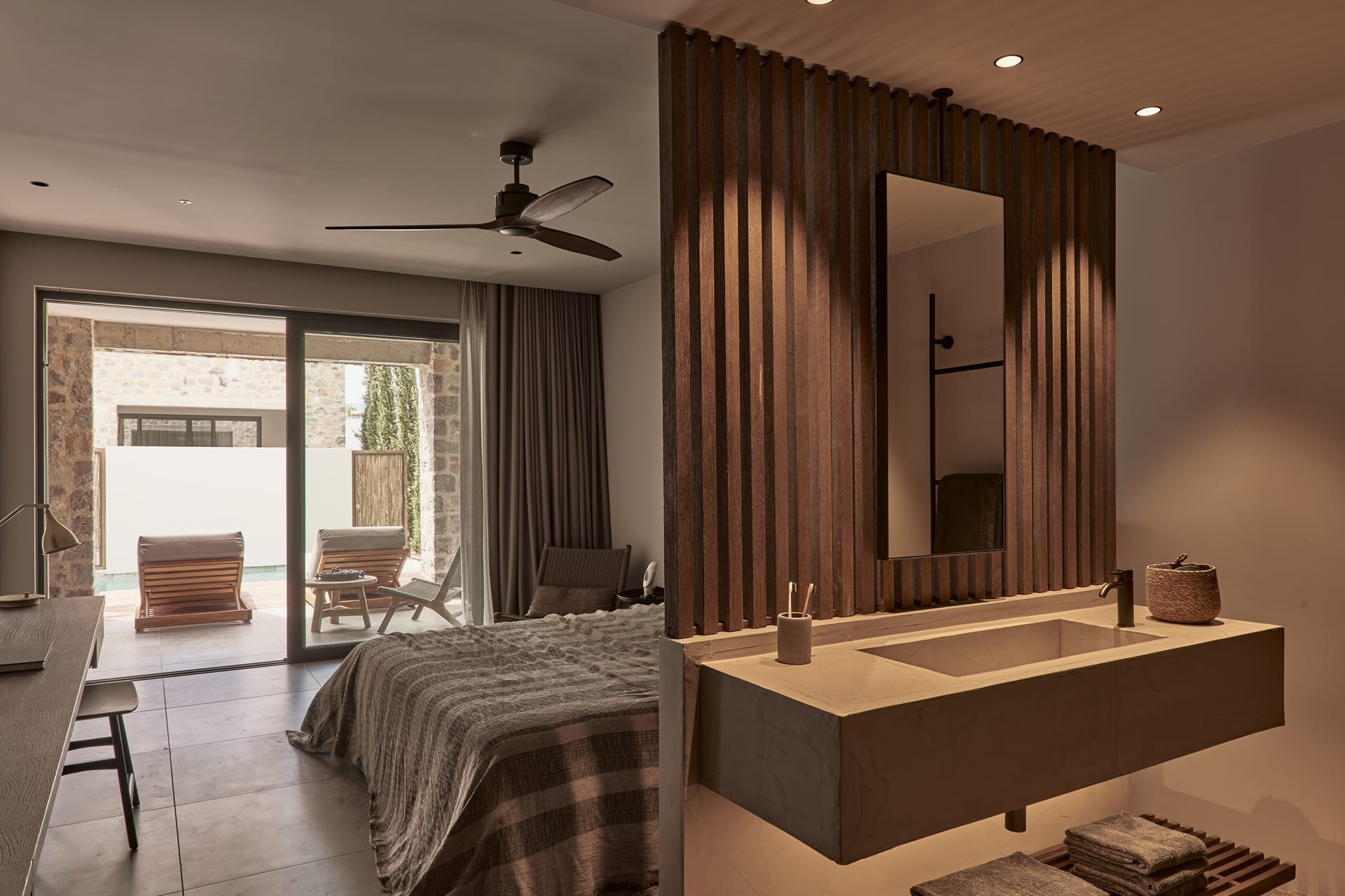 Theros All Suite Hotel - SWIMJS - 10