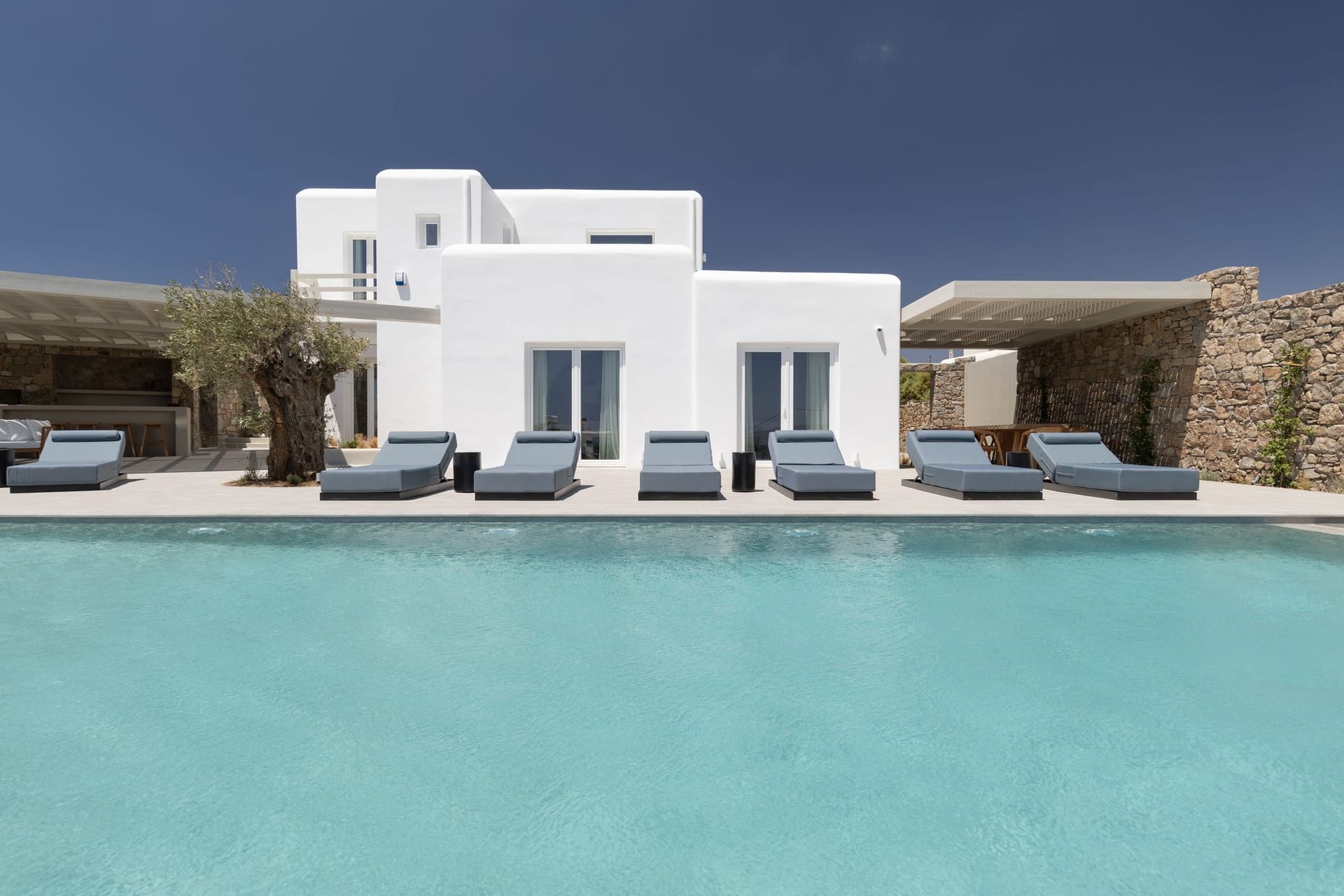 Ethos Greek Hospitality - ANNIE - 5
