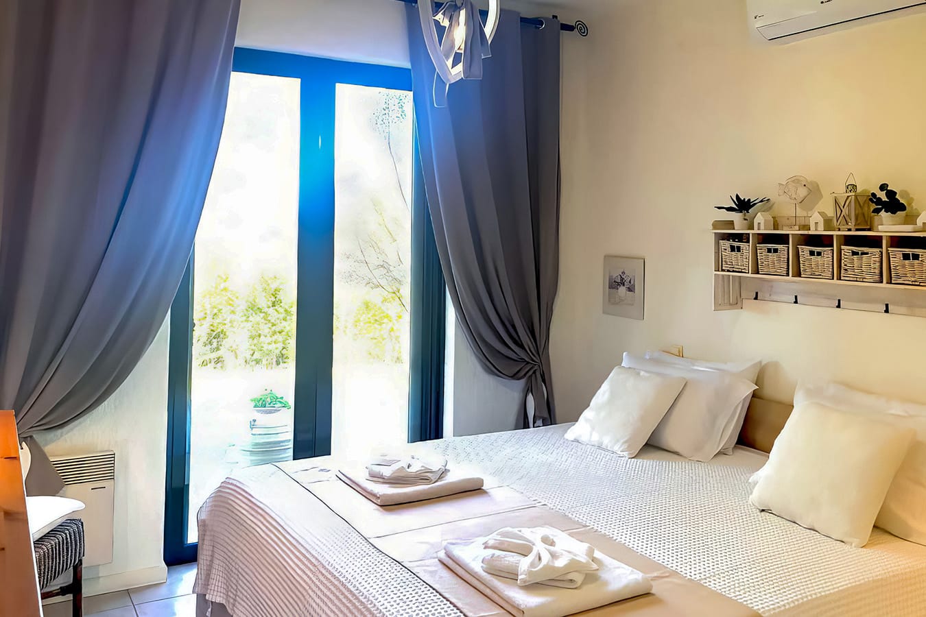 Sani Luxury Villas - AMELIA - 10