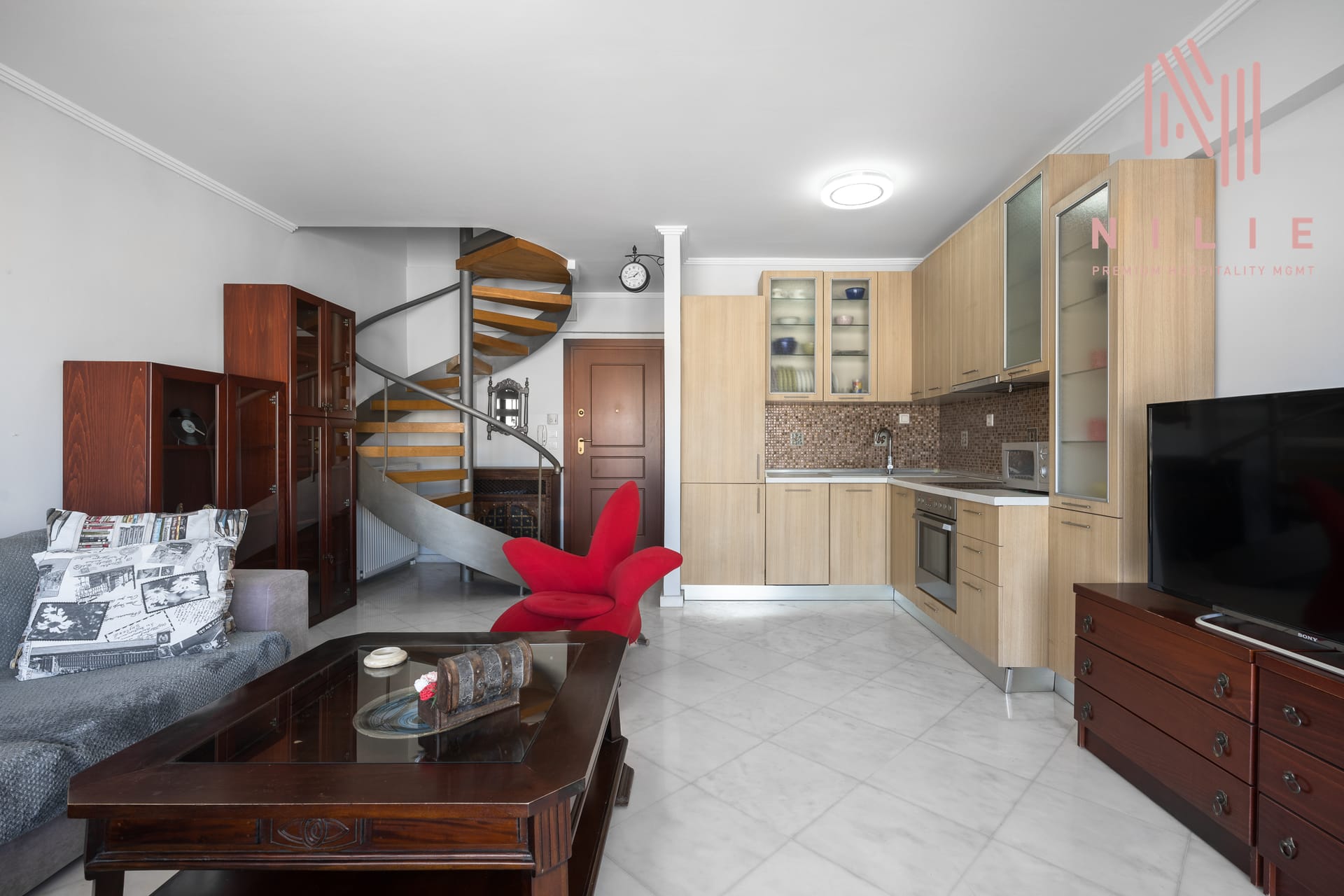 NILIE PREMIUM HOSPITALITY MGMT - ESTR - 7