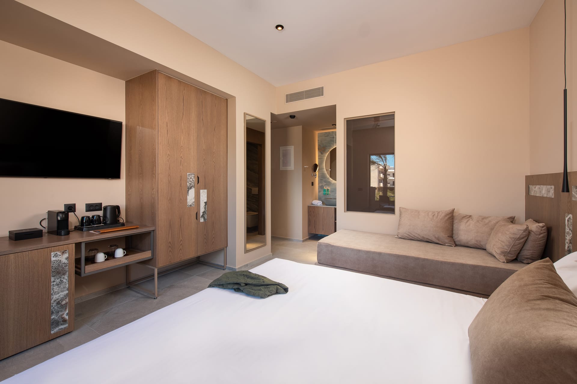 Cosmeen Lifestyle Boutique Stay - DTPL - 14