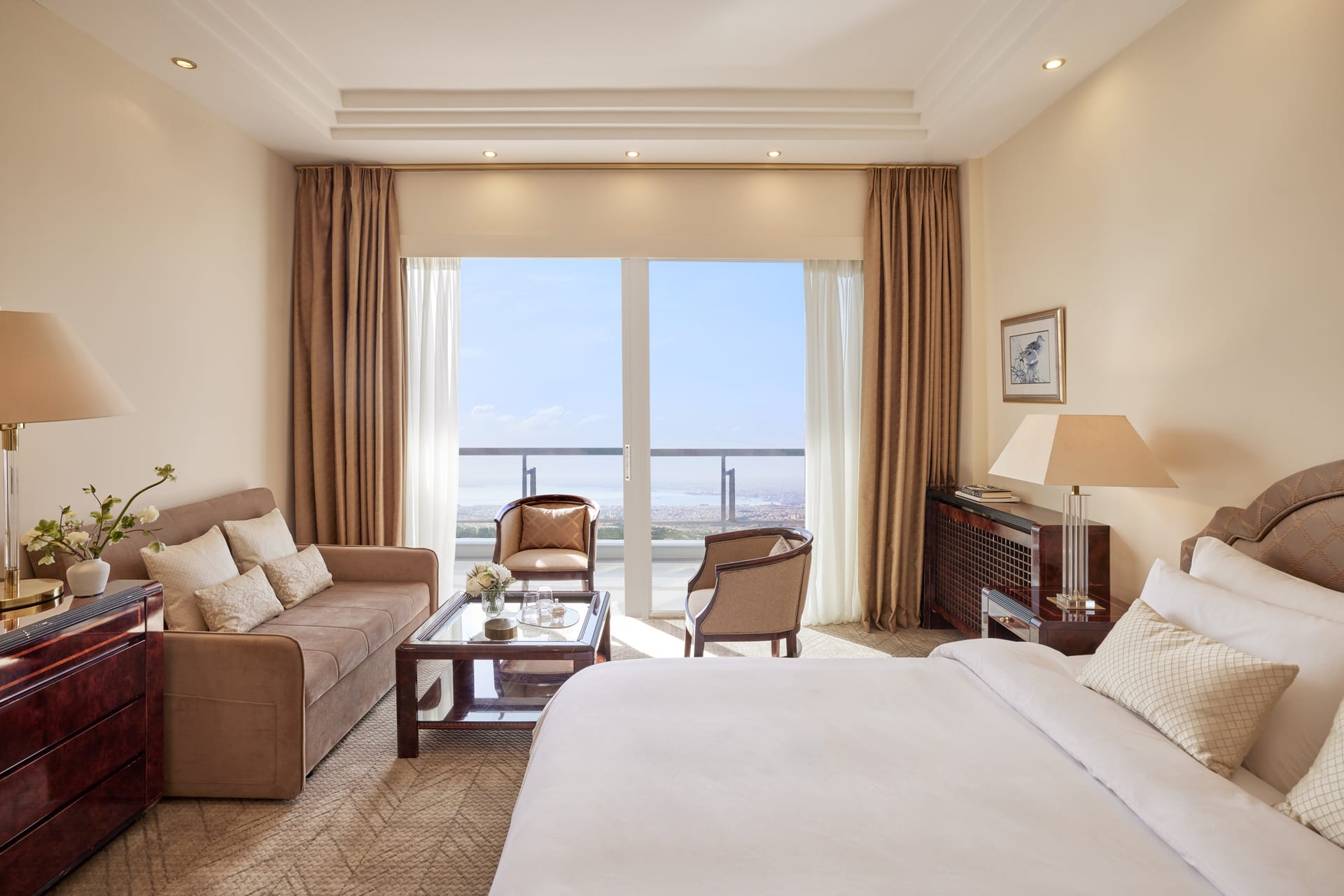 Executive Room City/Sea View