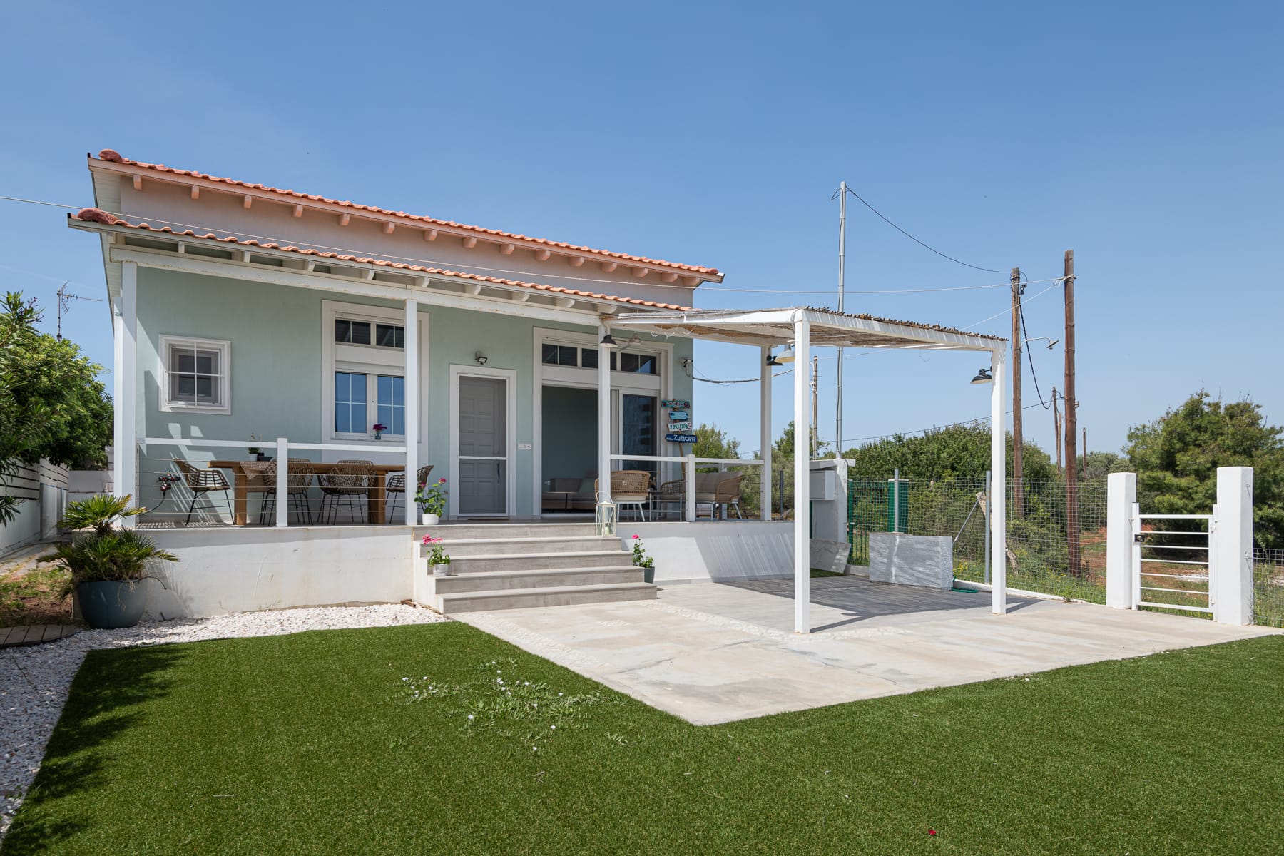 FLH – Halkidiki Properties - HUT - 2