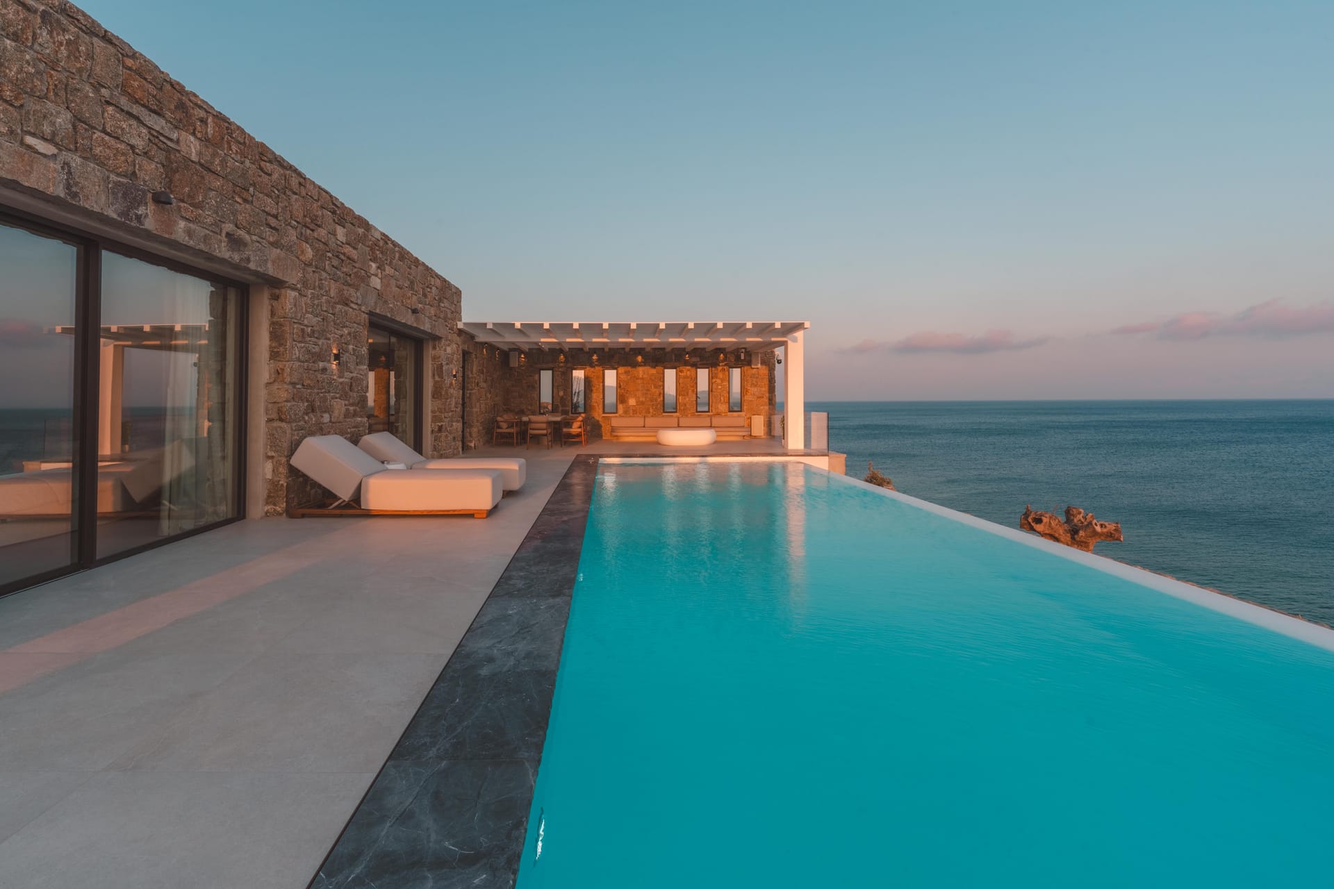 Villa Waterlily
