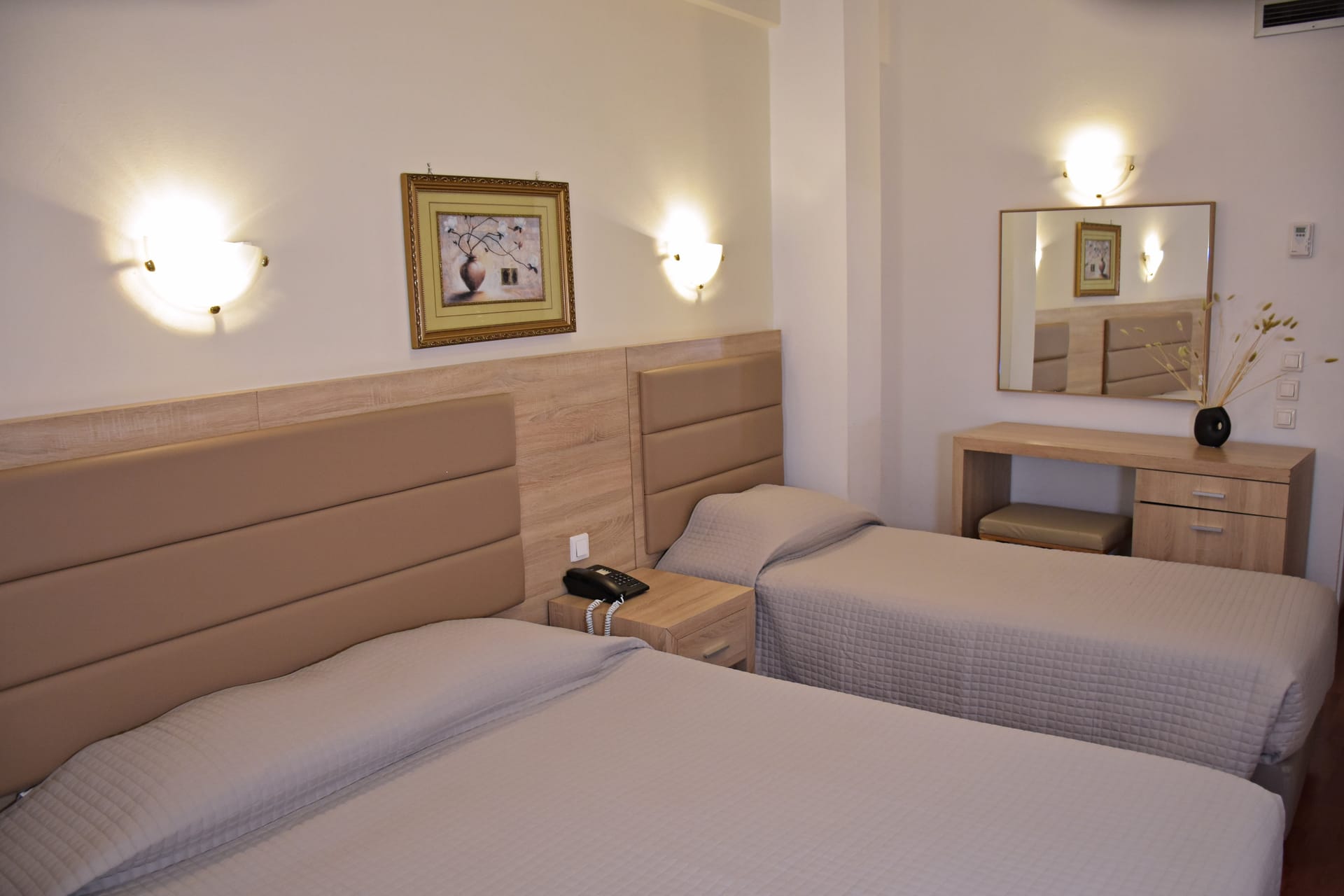 Arethusa Hotel Athens - TRIPLE - 10