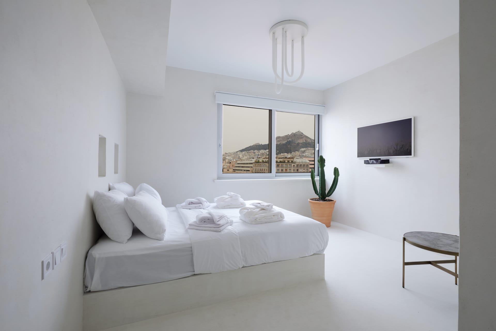 Suite No 4