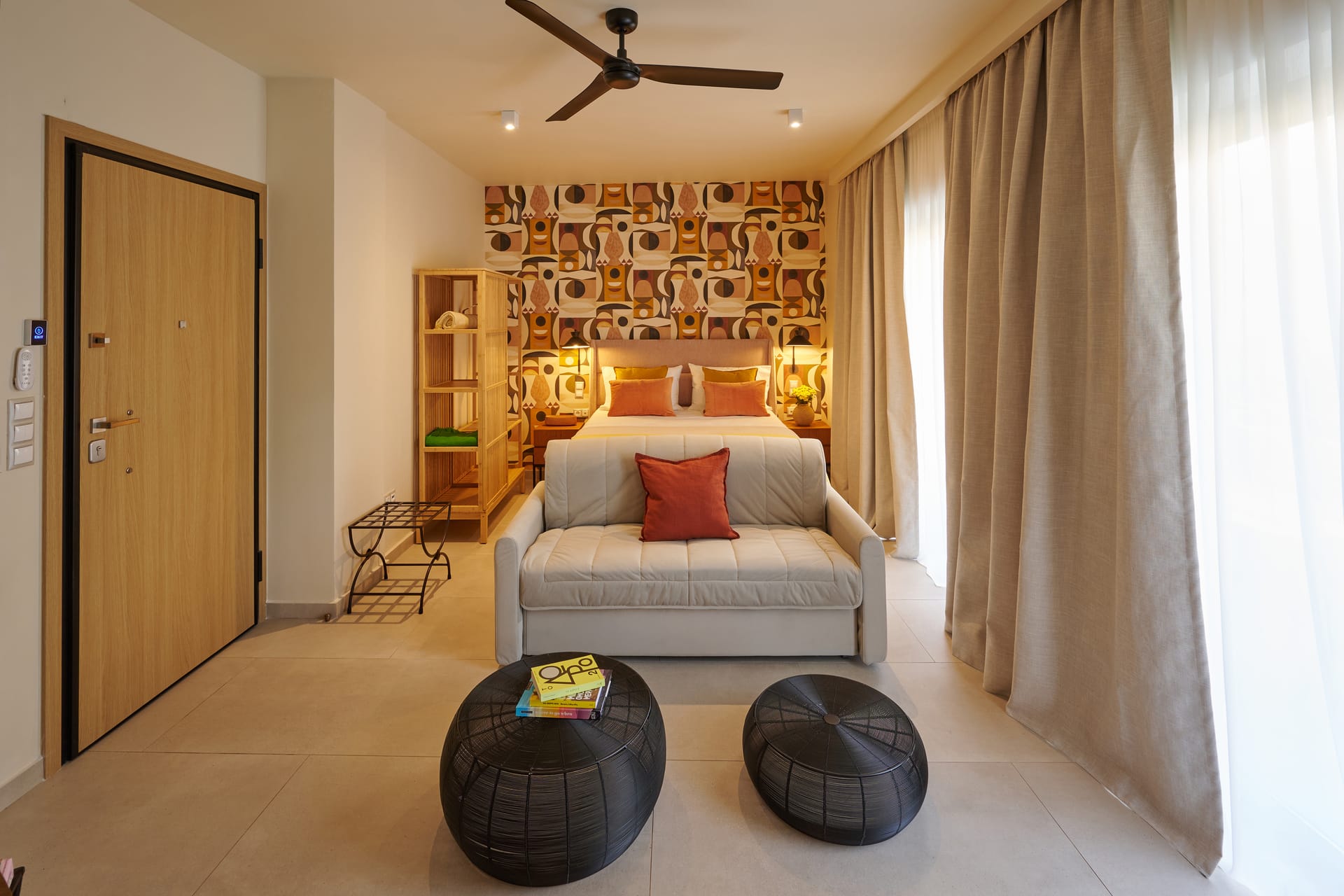 Rastoni Acropolis Uniquely Located Stylish Apartments - B1 - 2