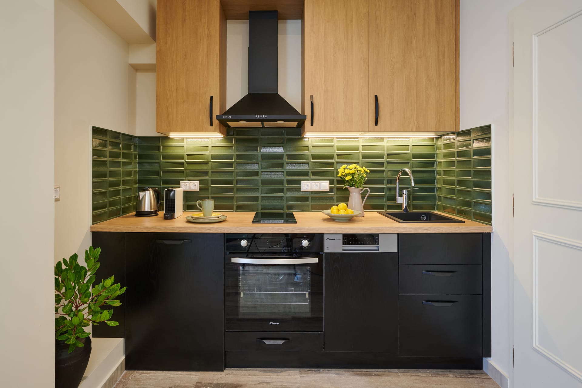 Rastoni Acropolis Uniquely Located Stylish Apartments - G1 - 3