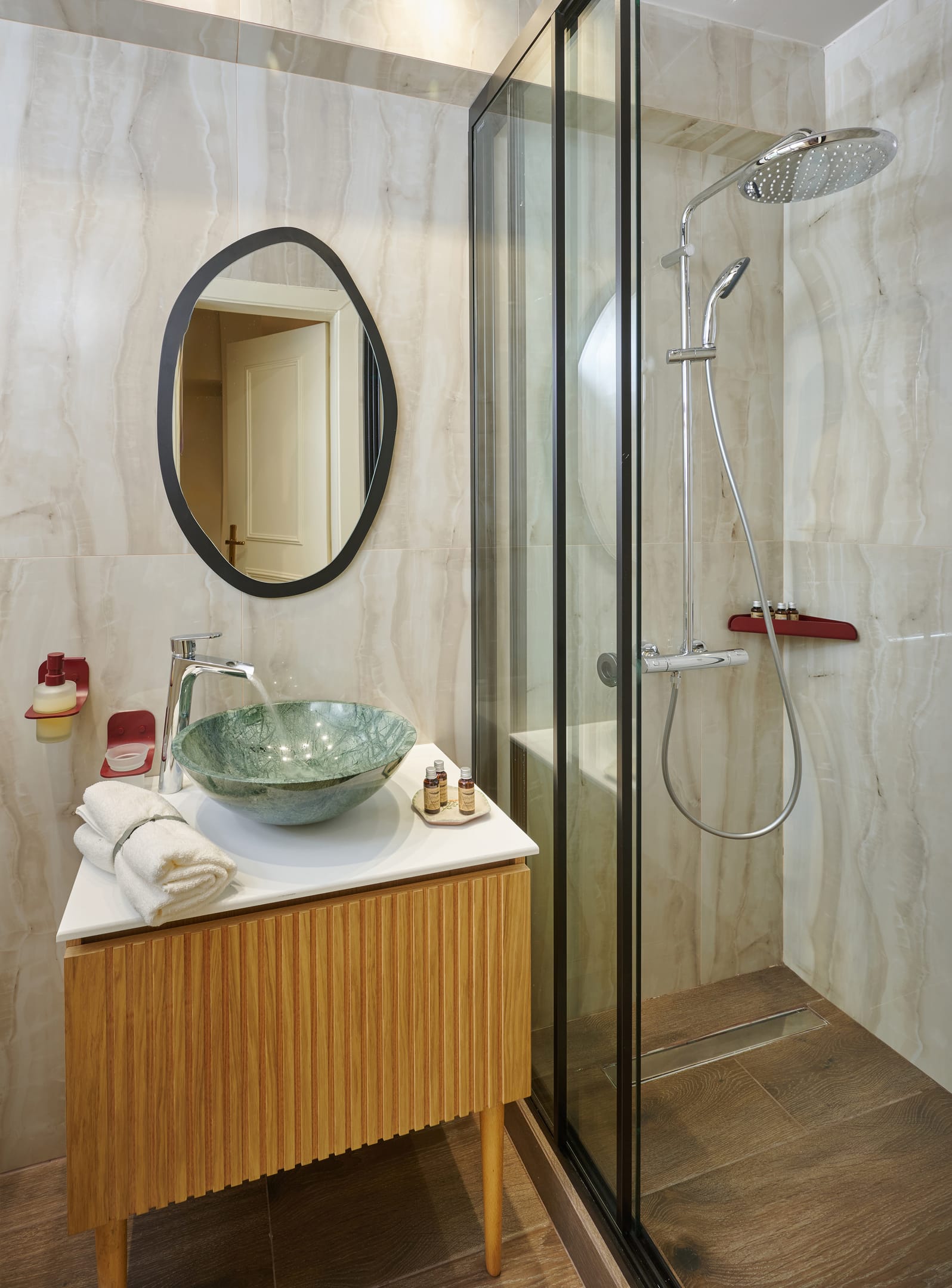 Rastoni Acropolis Uniquely Located Stylish Apartments - G1 - 7