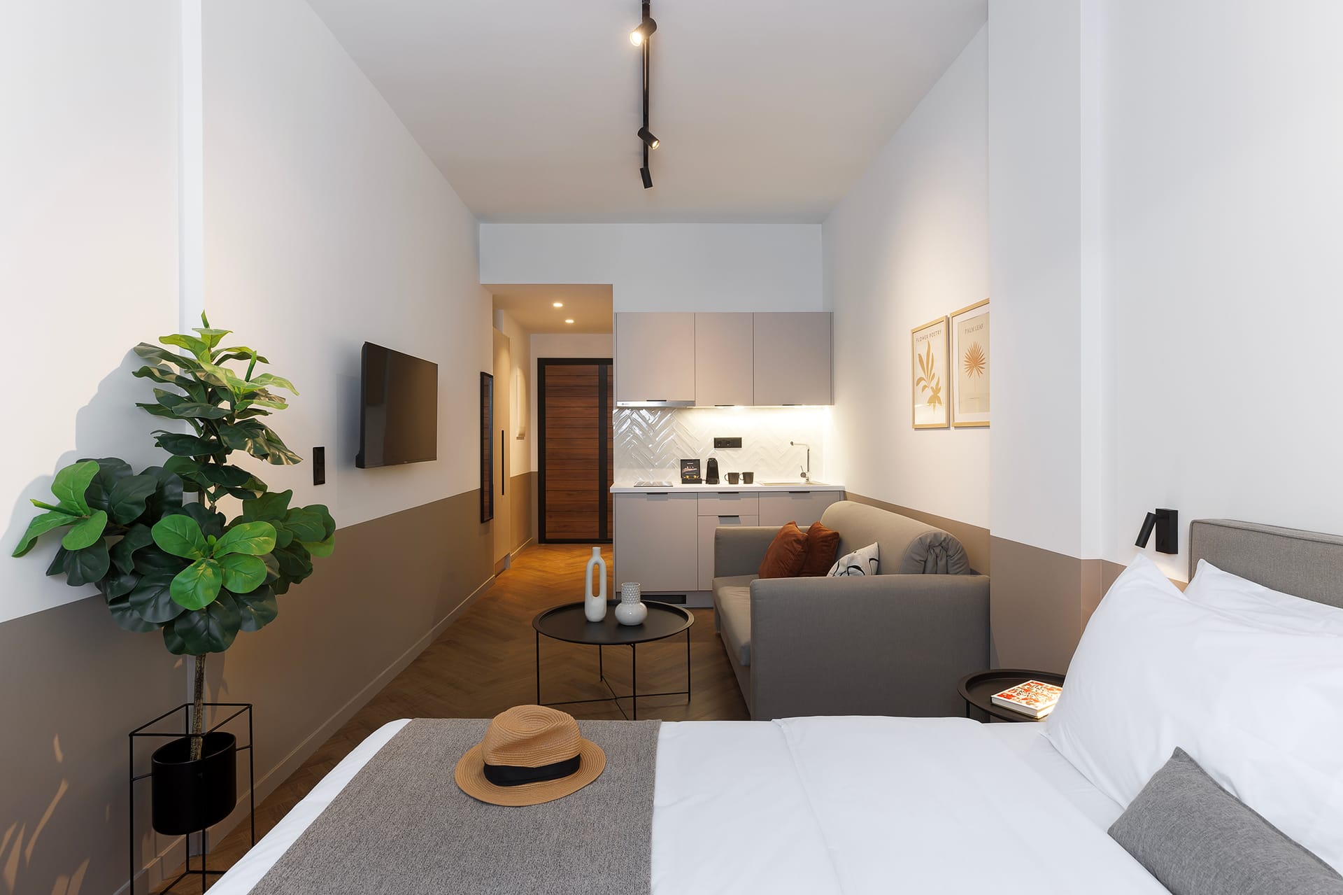 Superior Studio with Kitchenette
